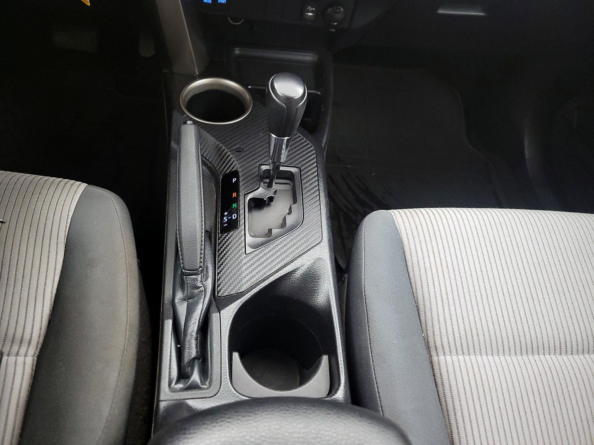 Thumbnail: 2014 Toyota RAV4 - 17