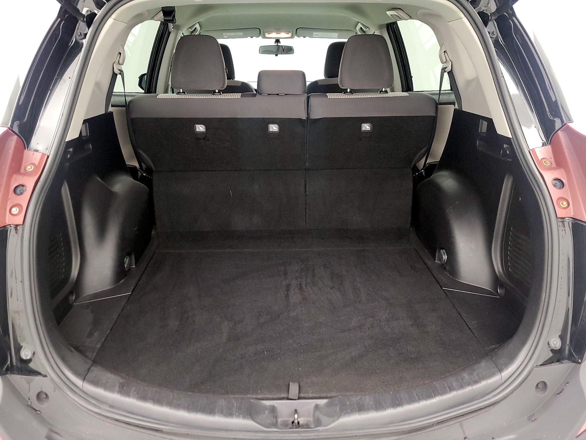 Thumbnail: 2014 Toyota RAV4 - 19