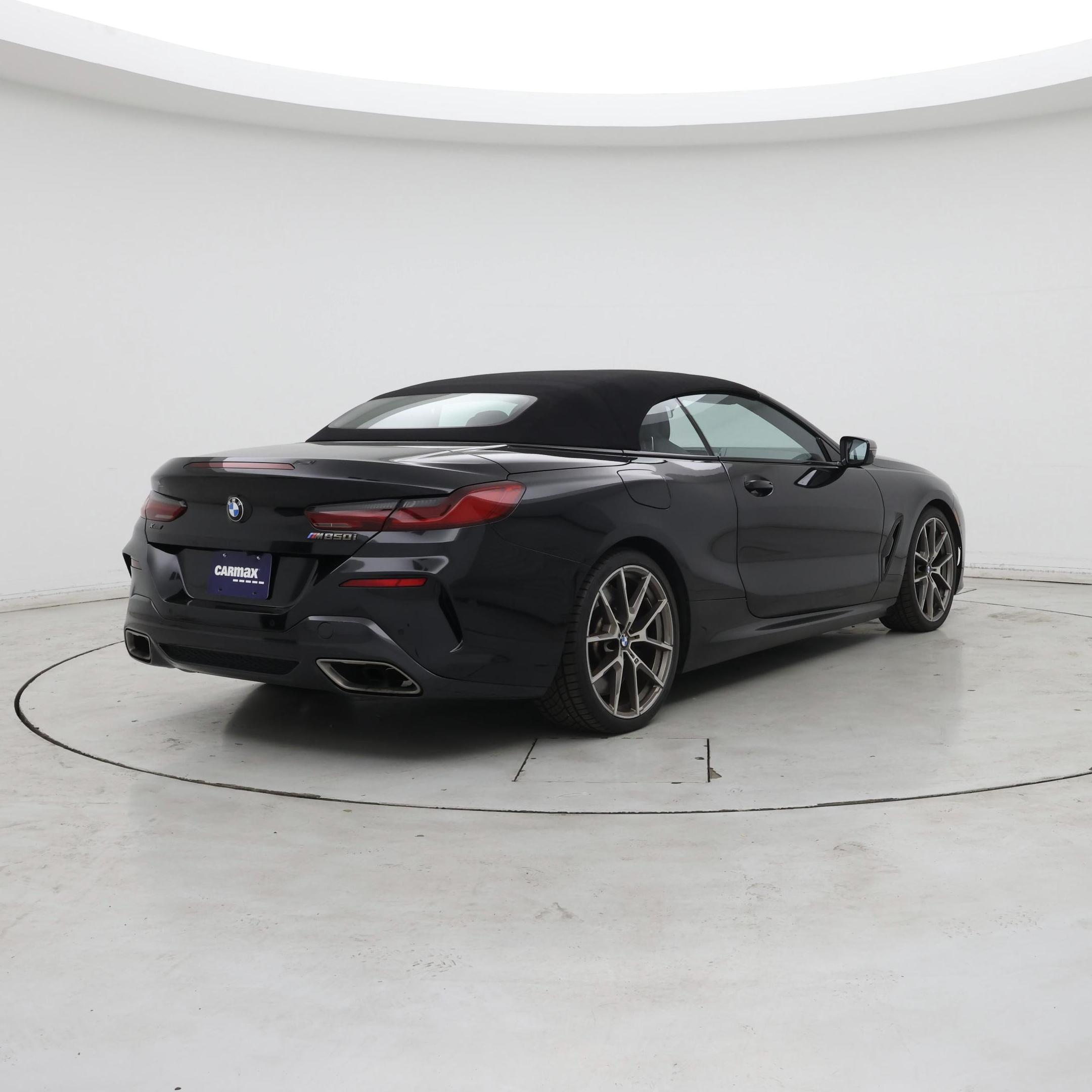 Thumbnail: 2019 BMW 8 Series - 8