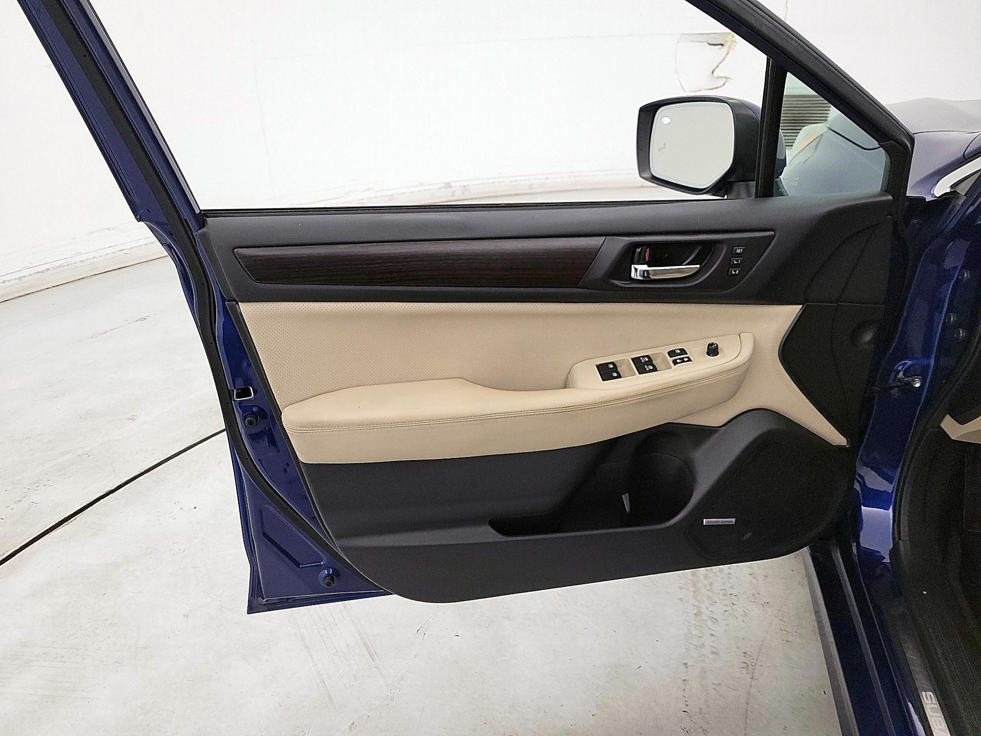 Thumbnail: 2016 Subaru Legacy - 12