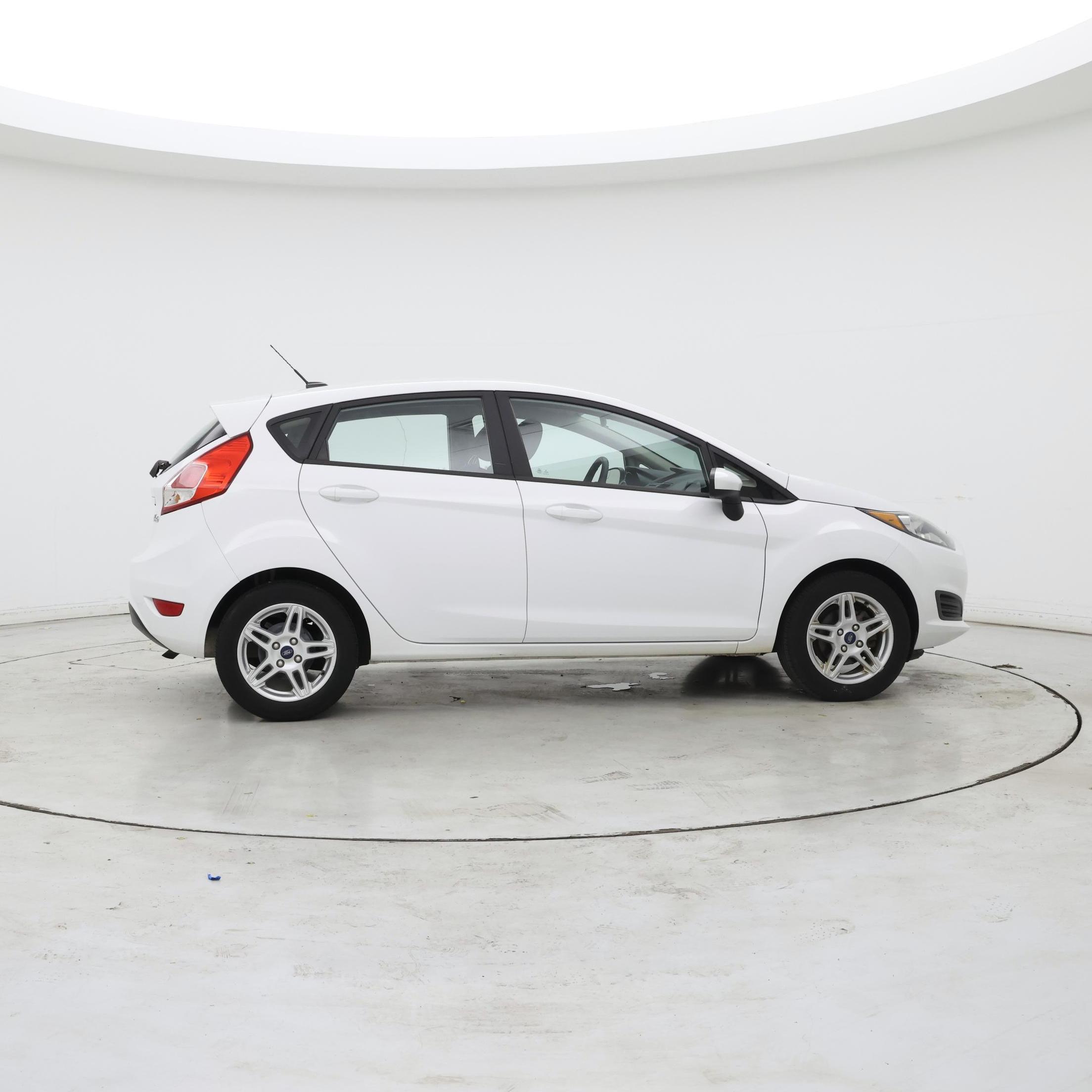 Thumbnail: 2019 Ford Fiesta - 7