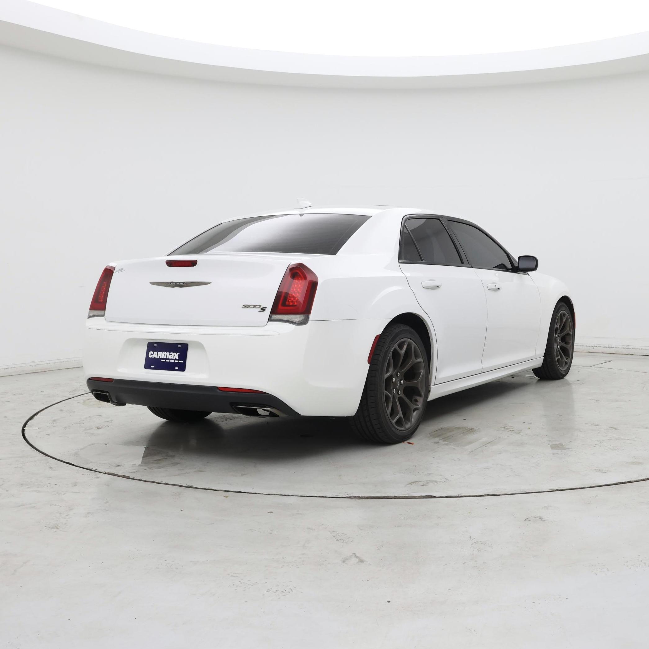 Thumbnail: 2016 Chrysler 300 - 8