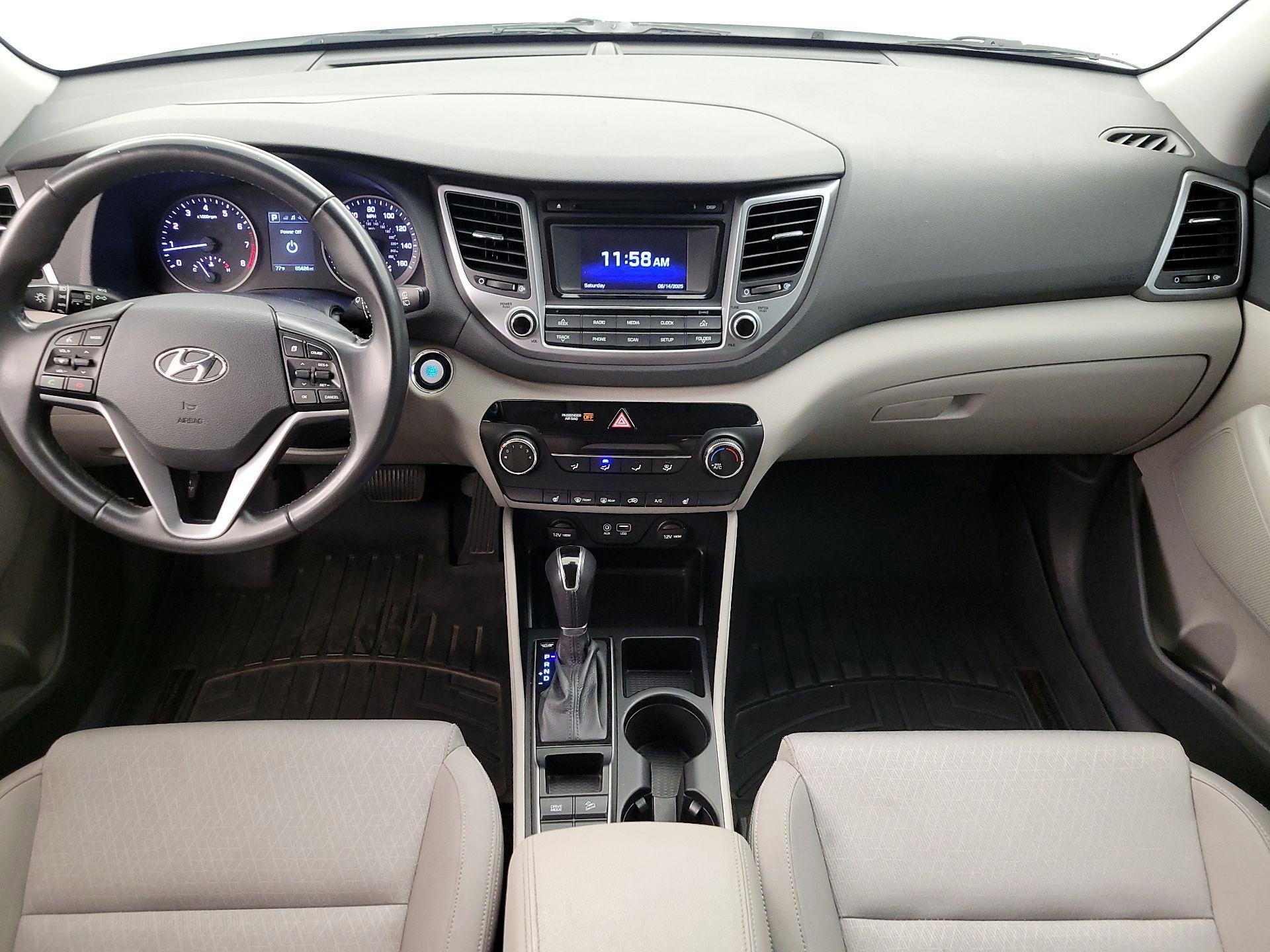Thumbnail: 2016 Hyundai Tucson - 9