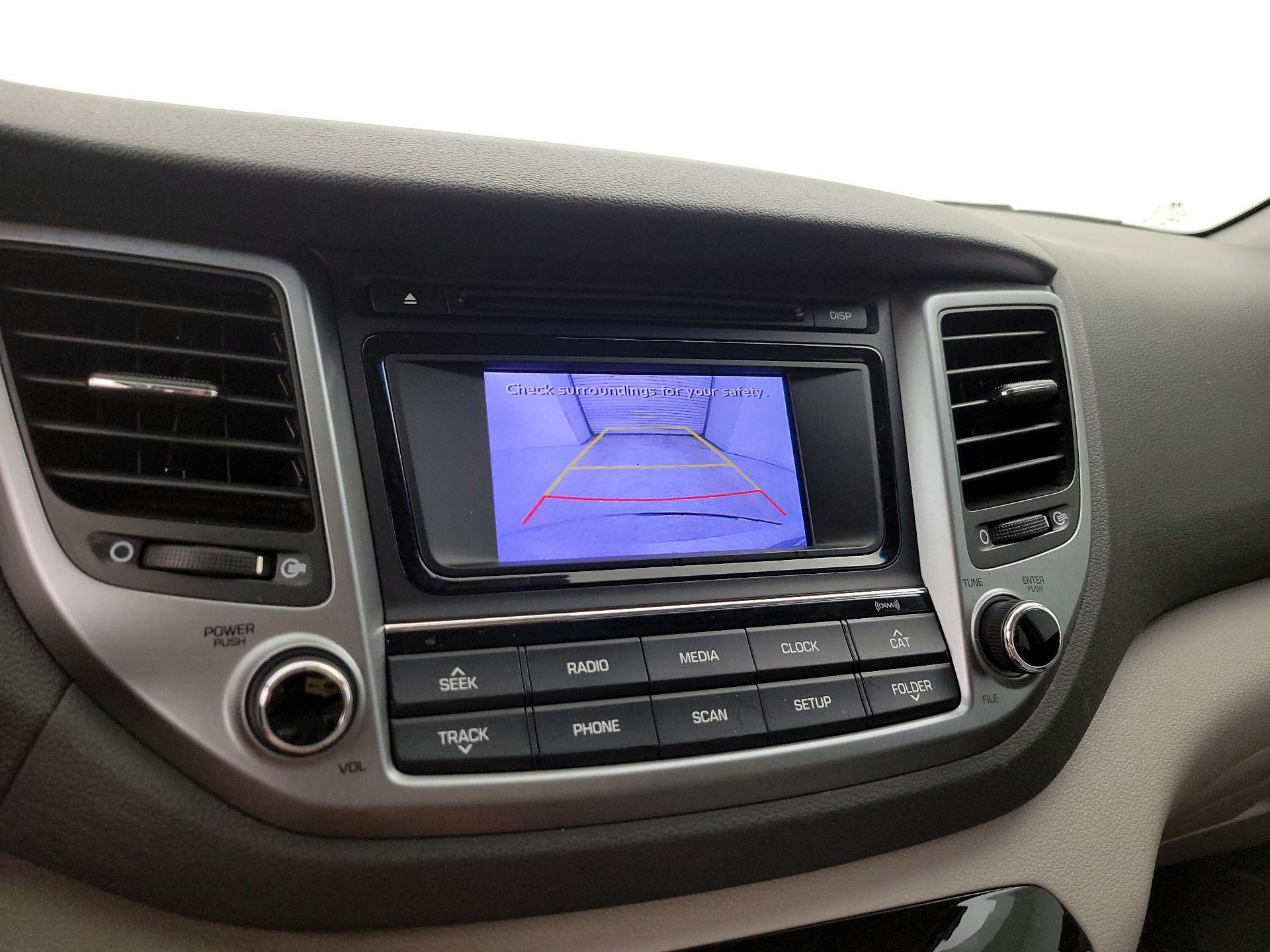 Thumbnail: 2016 Hyundai Tucson - 14