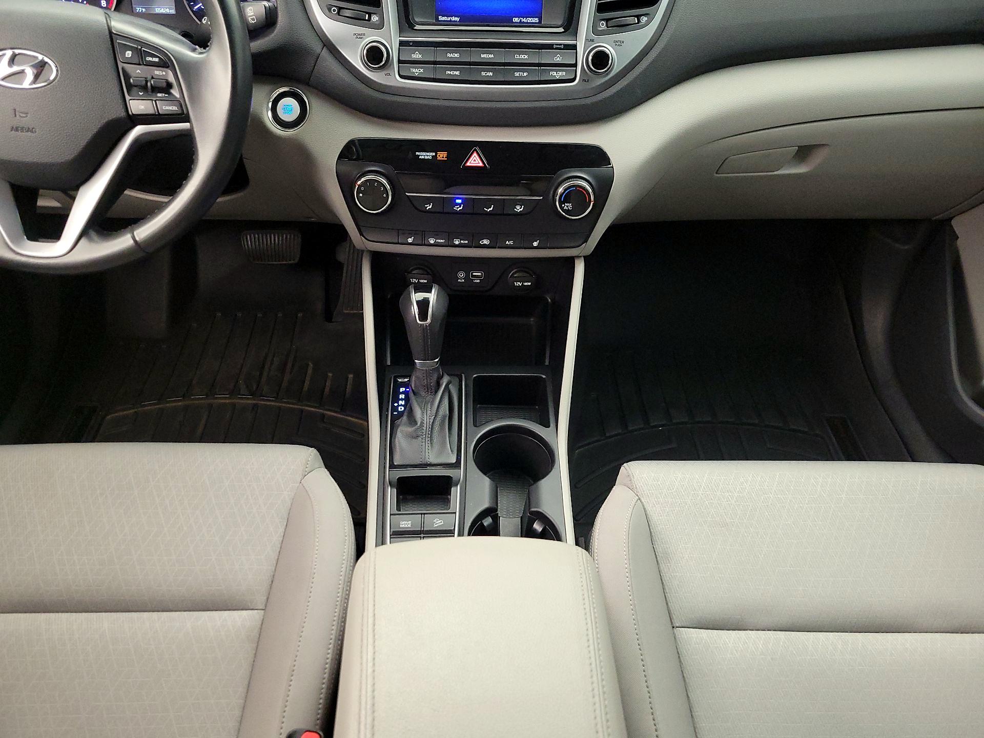 Thumbnail: 2016 Hyundai Tucson - 17