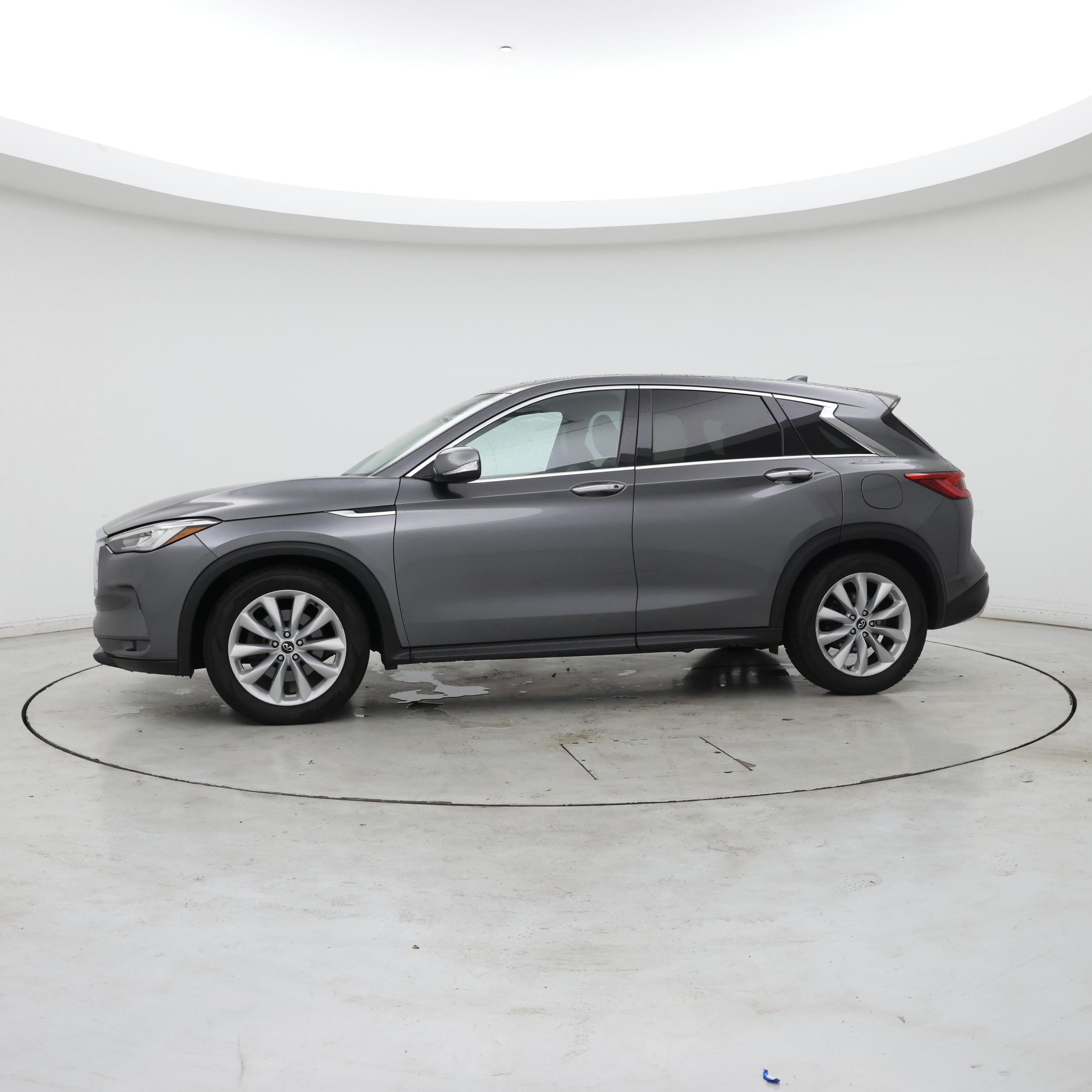 Thumbnail: 2019 INFINITI QX50 - 3