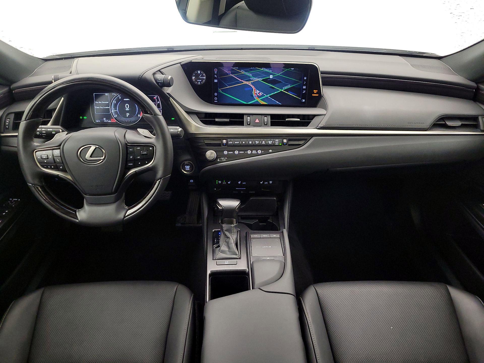 Thumbnail: 2021 Lexus ES - 9