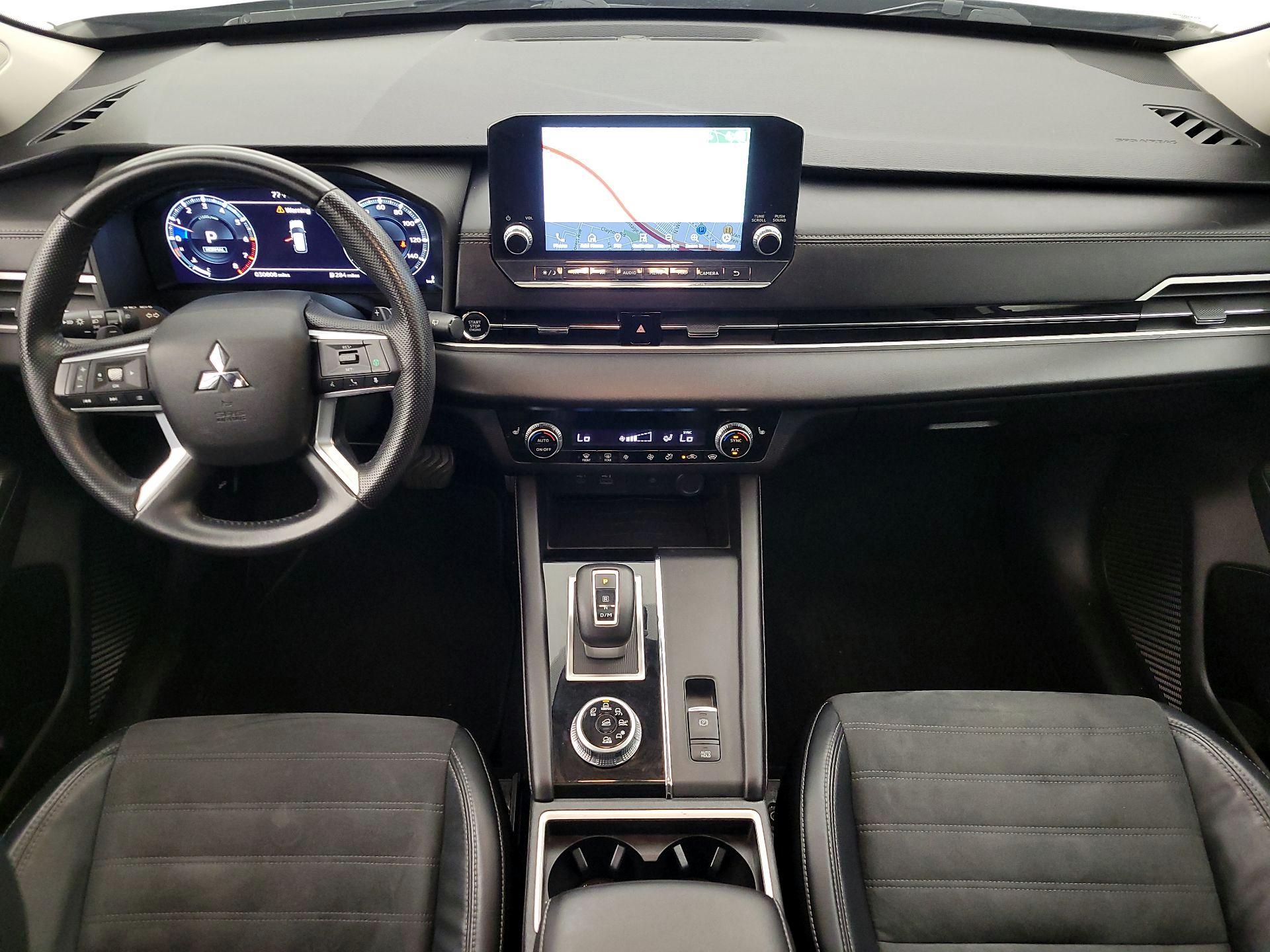 Thumbnail: 2022 Mitsubishi Outlander - 9