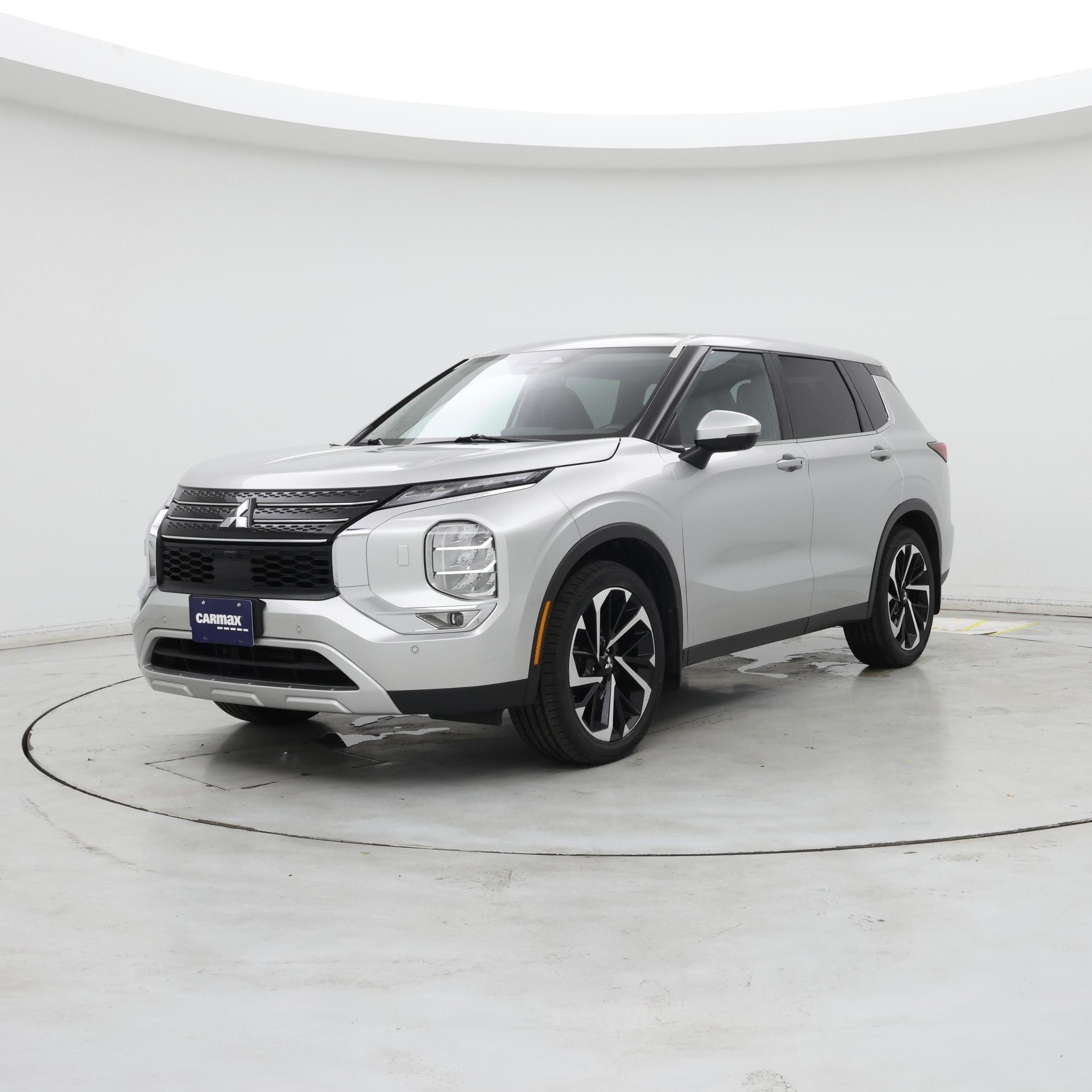 Thumbnail: 2022 Mitsubishi Outlander - 4