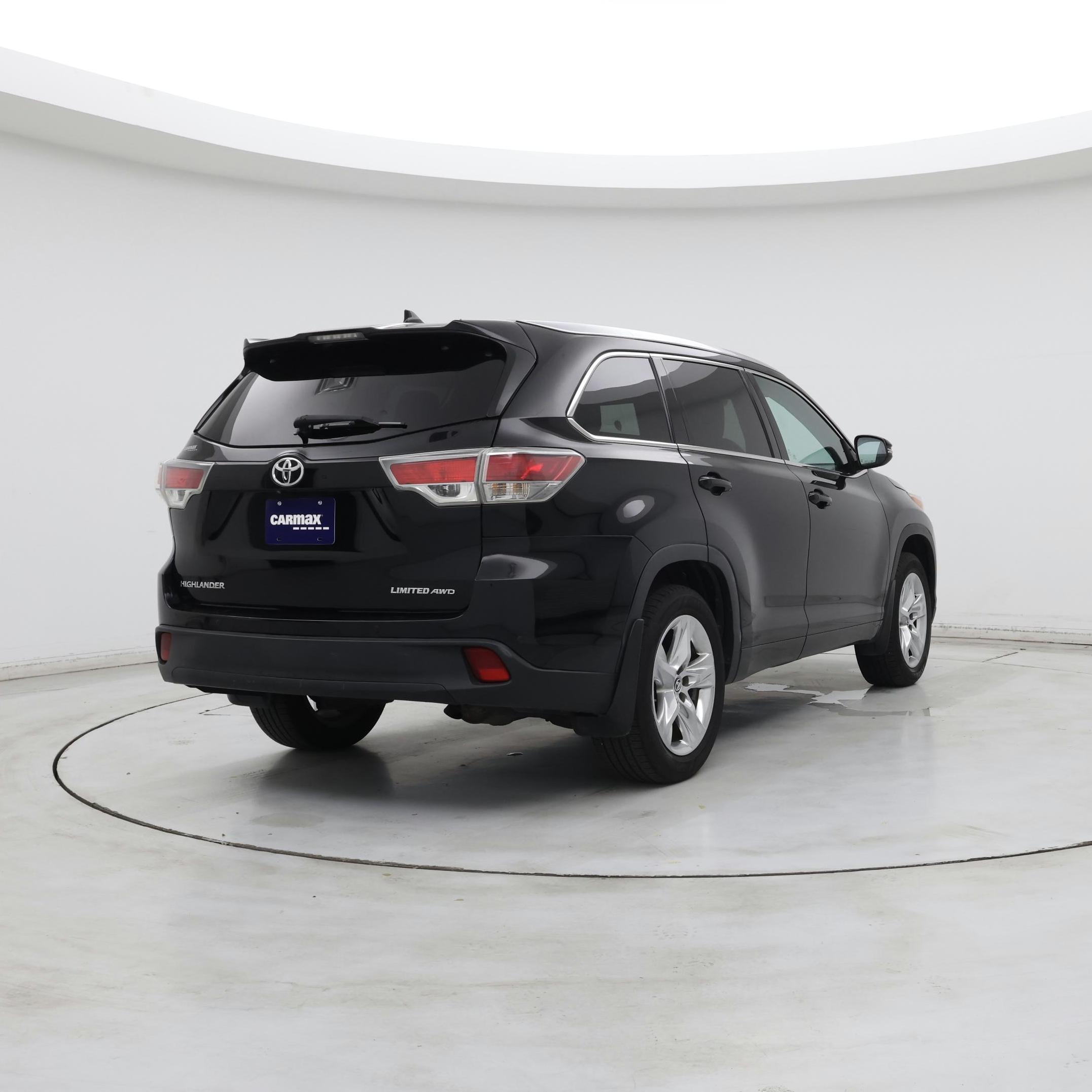 Thumbnail: 2016 Toyota Highlander - 8
