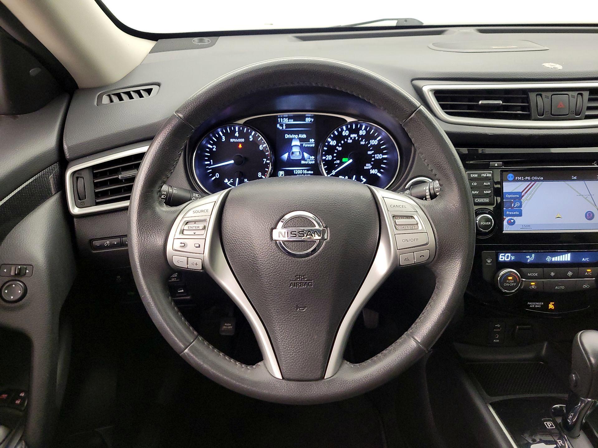 Thumbnail: 2016 Nissan Rogue - 10