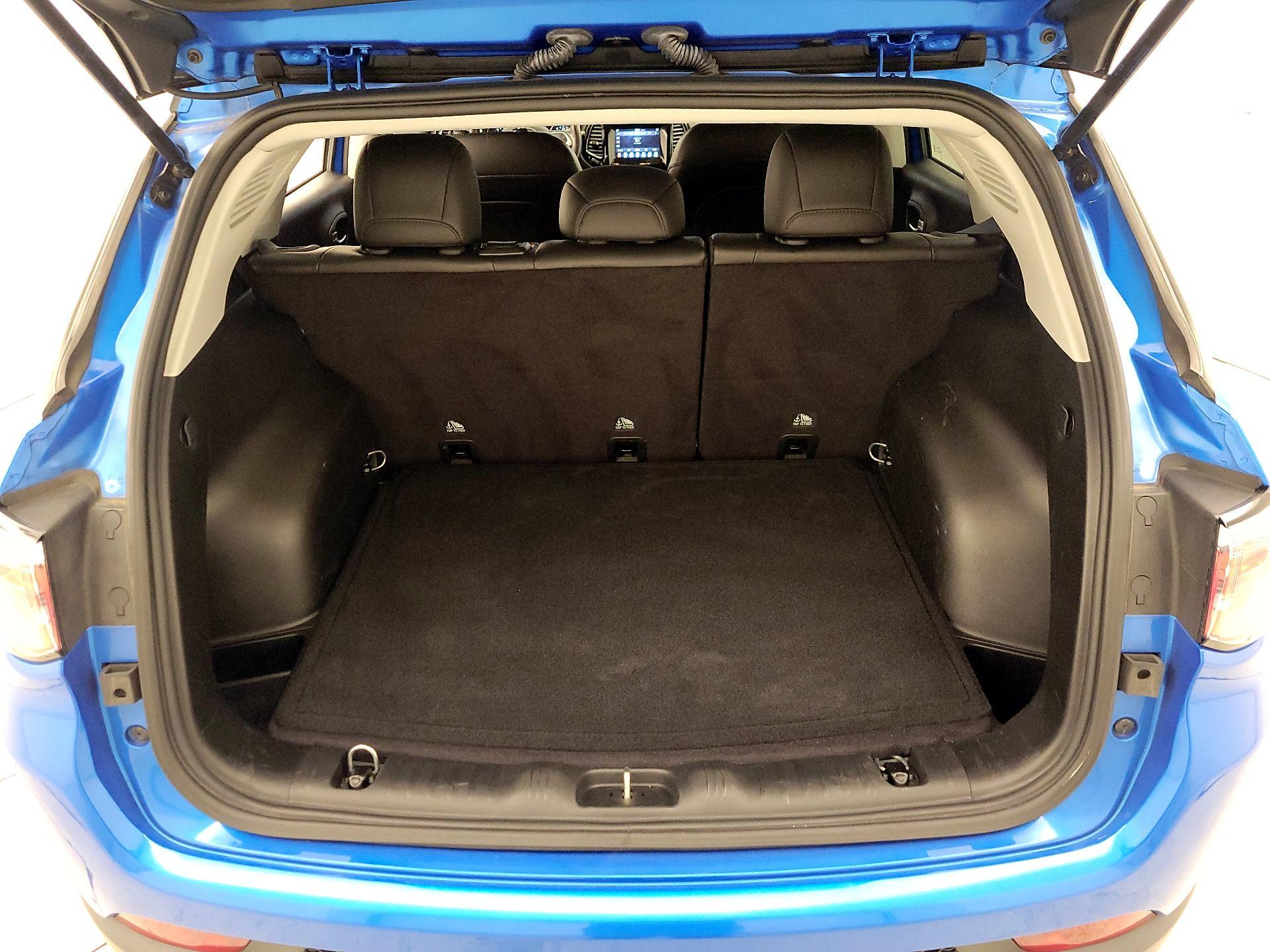 Thumbnail: 2019 Jeep Compass - 20