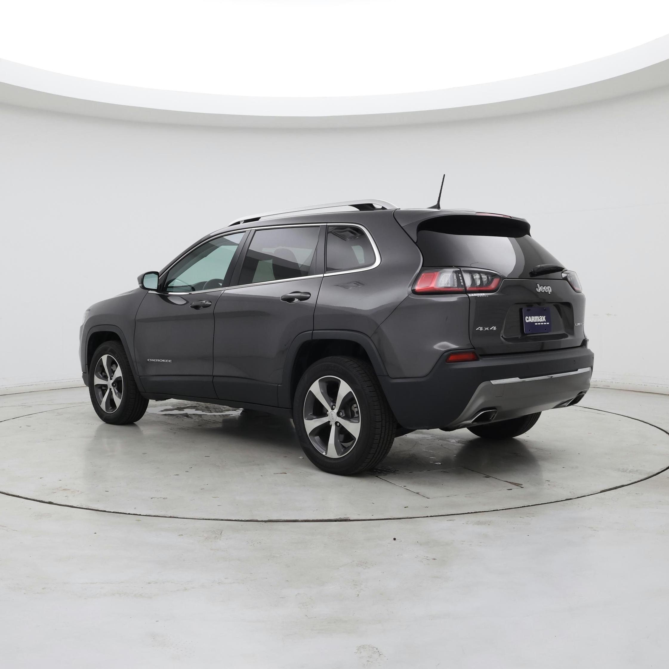 Thumbnail: 2019 Jeep Cherokee - 2