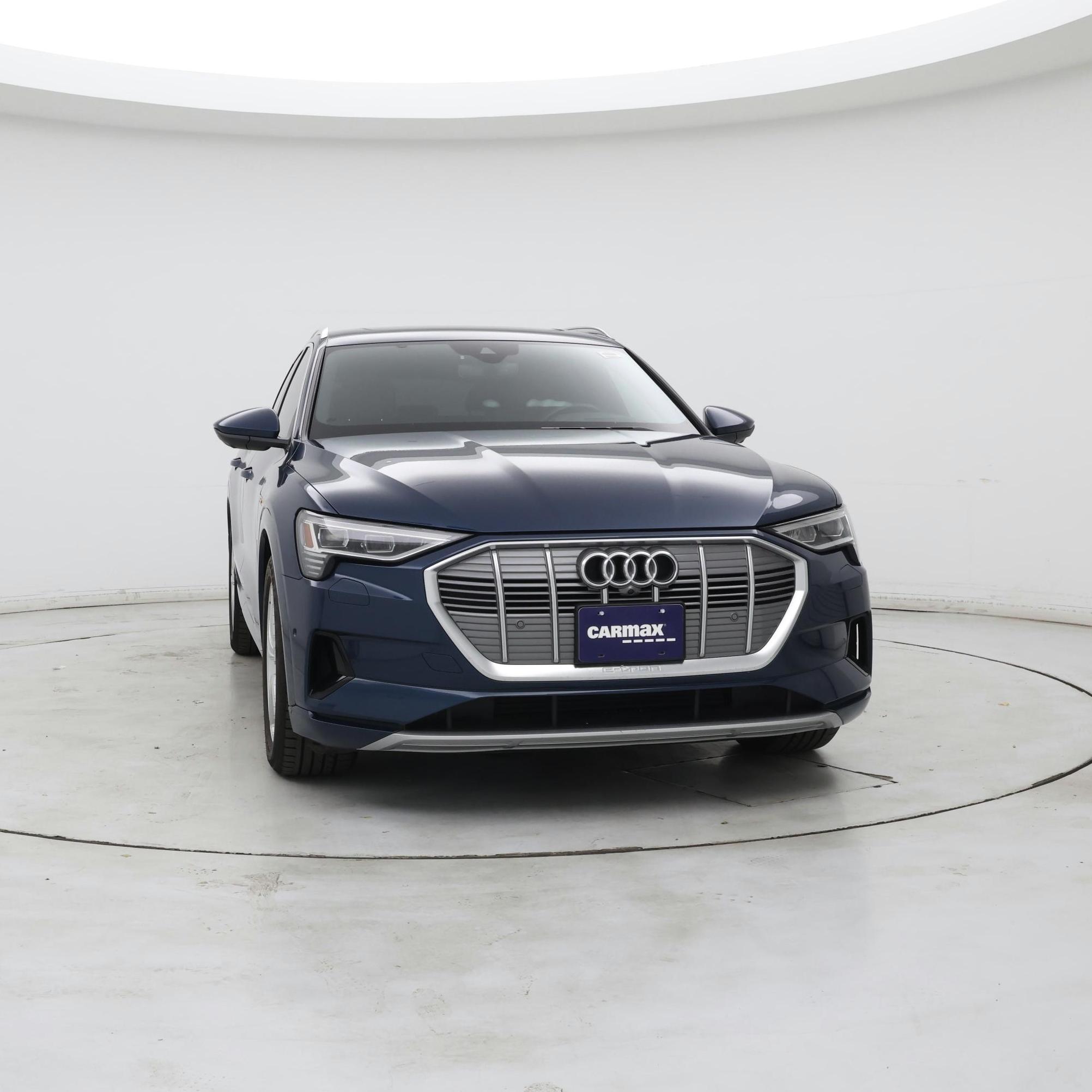 Thumbnail: 2019 Audi e-tron - 5