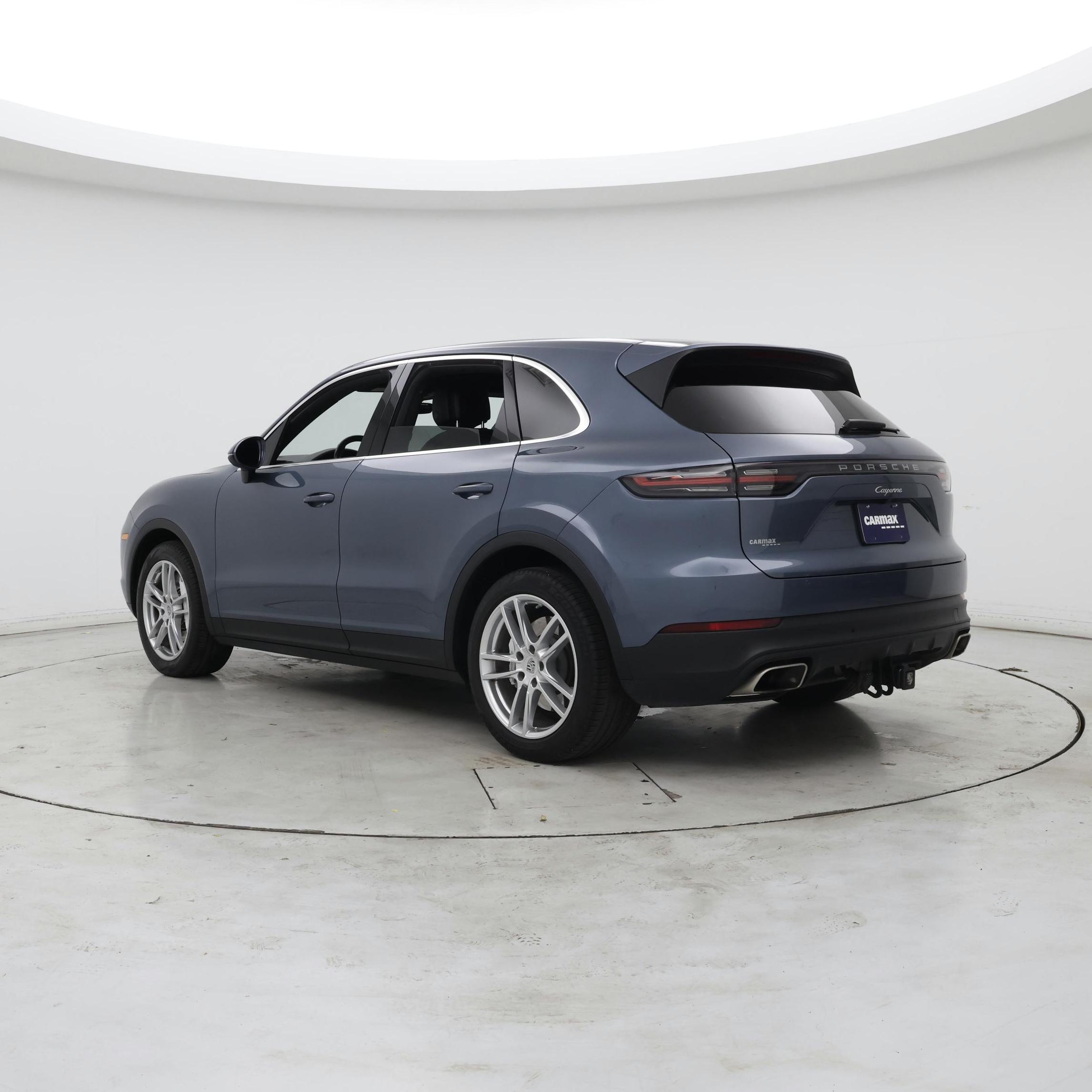 Thumbnail: 2019 Porsche Cayenne - 2