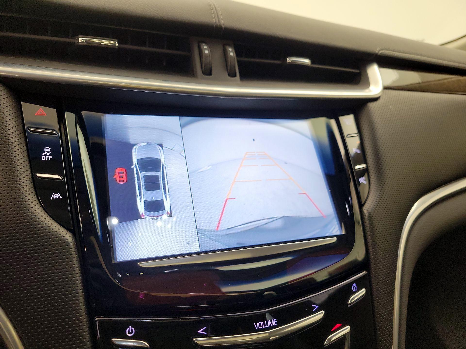 Thumbnail: 2016 Cadillac XTS - 15