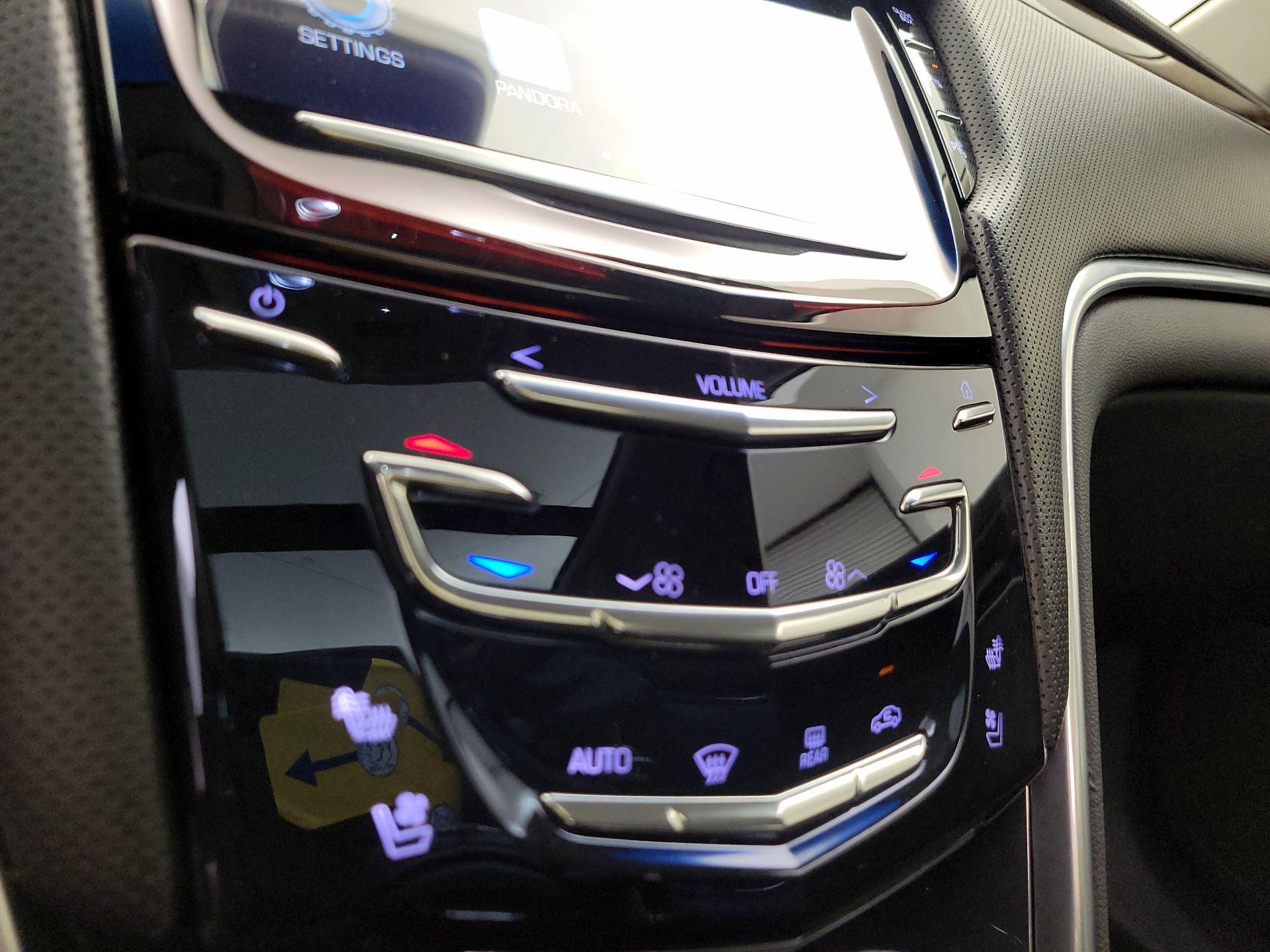 Thumbnail: 2016 Cadillac XTS - 17