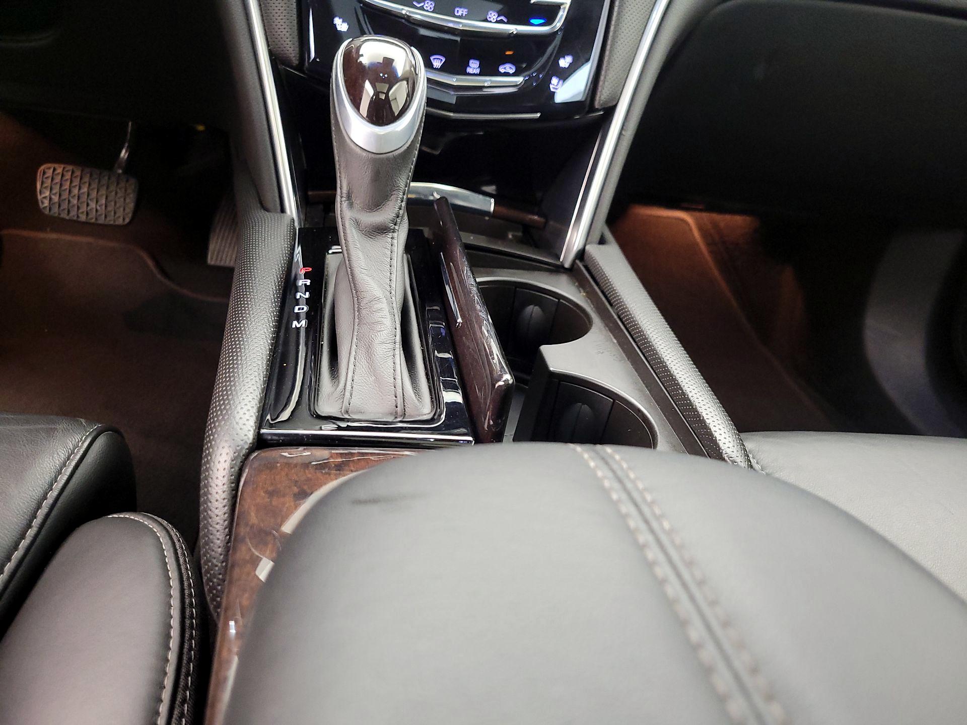 Thumbnail: 2016 Cadillac XTS - 18