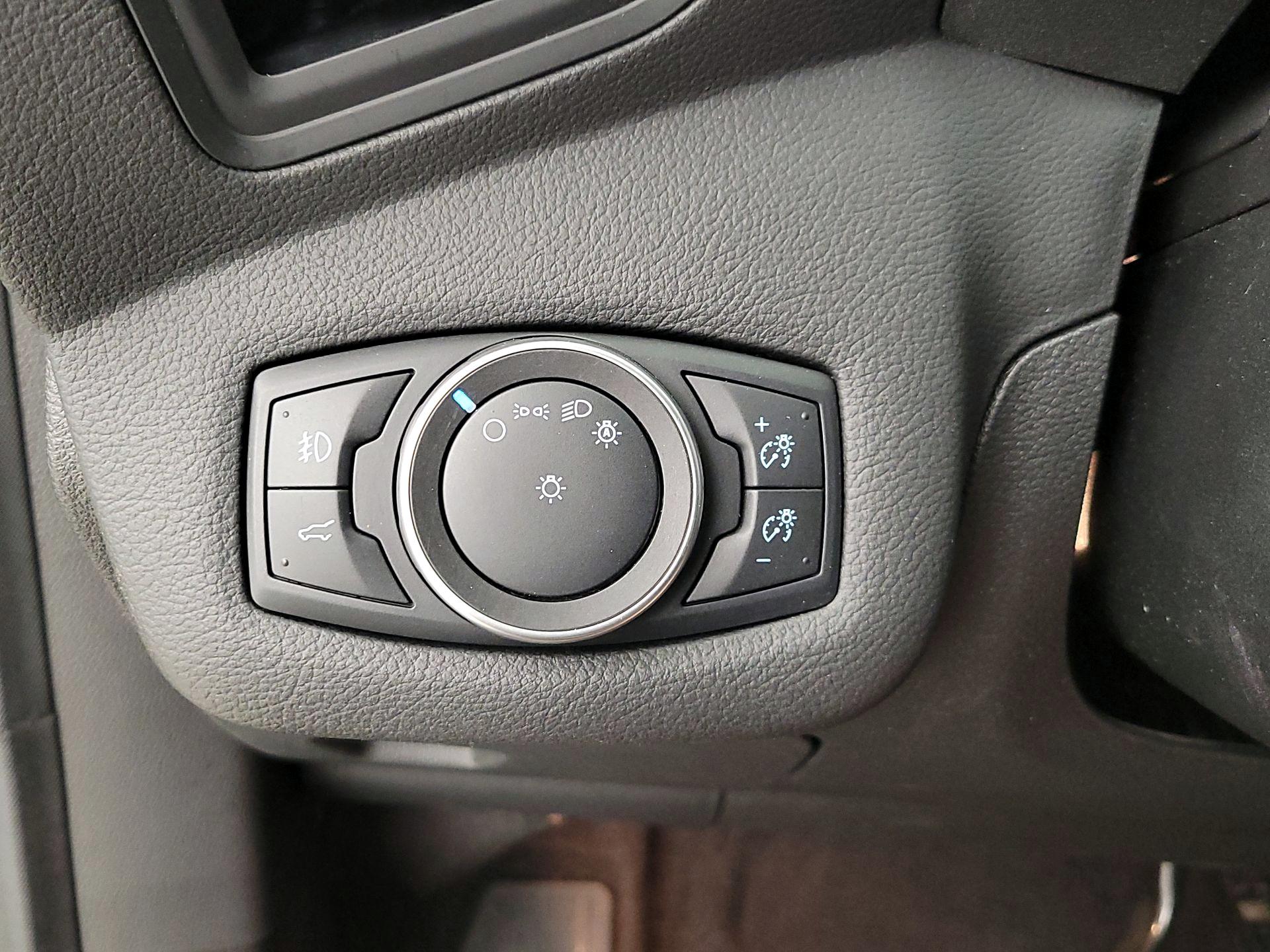 Thumbnail: 2018 Ford Escape - 13