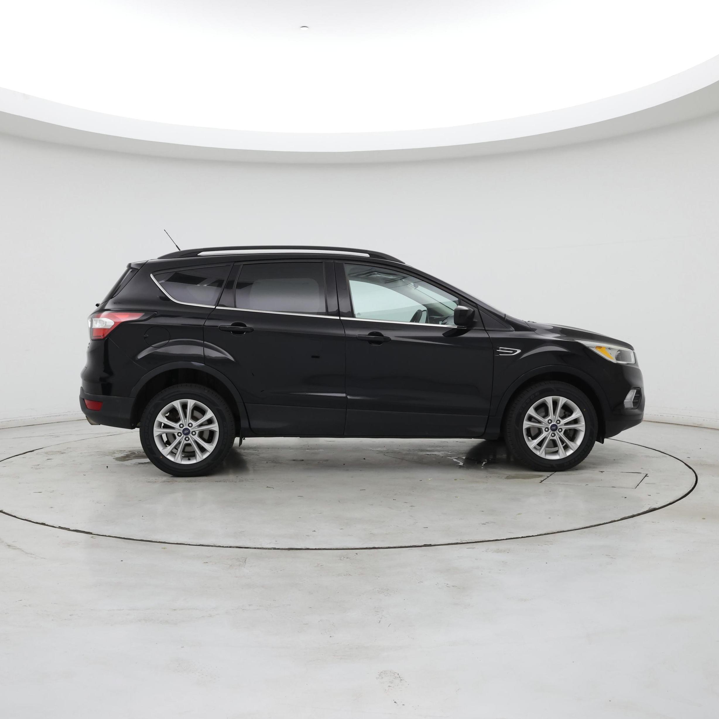 Thumbnail: 2018 Ford Escape - 7