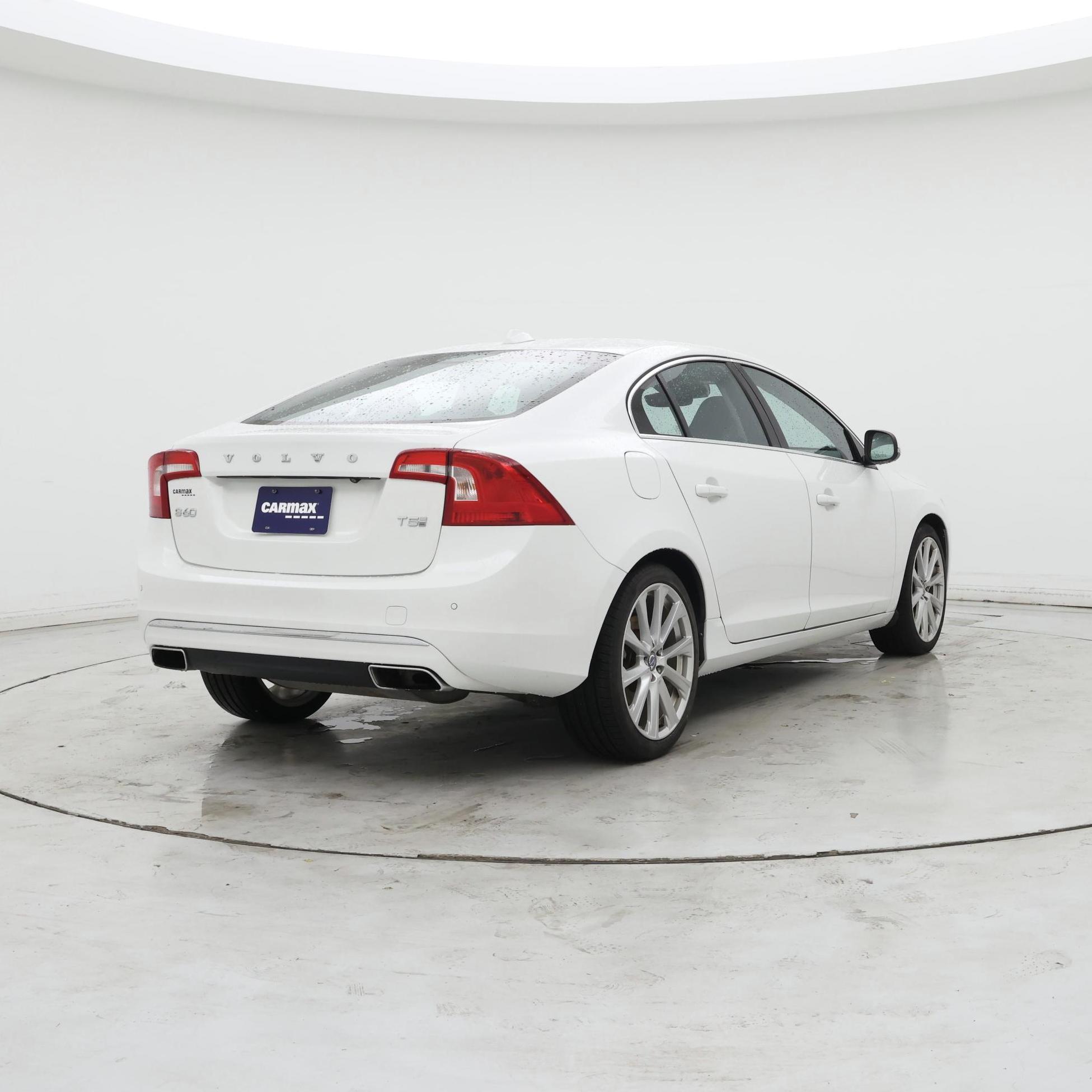 Thumbnail: 2016 Volvo S60 - 8