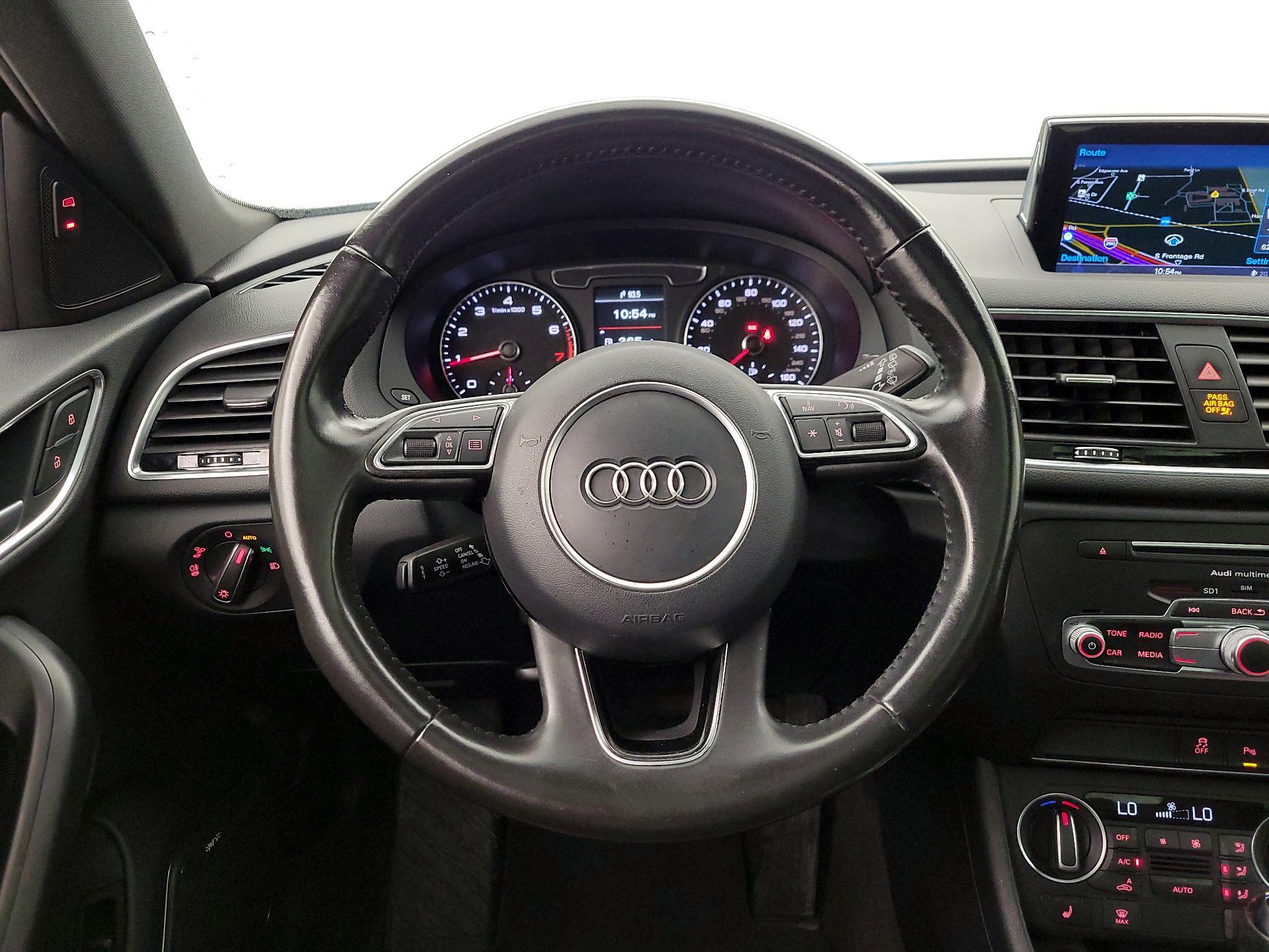 Thumbnail: 2018 Audi Q3 - 10