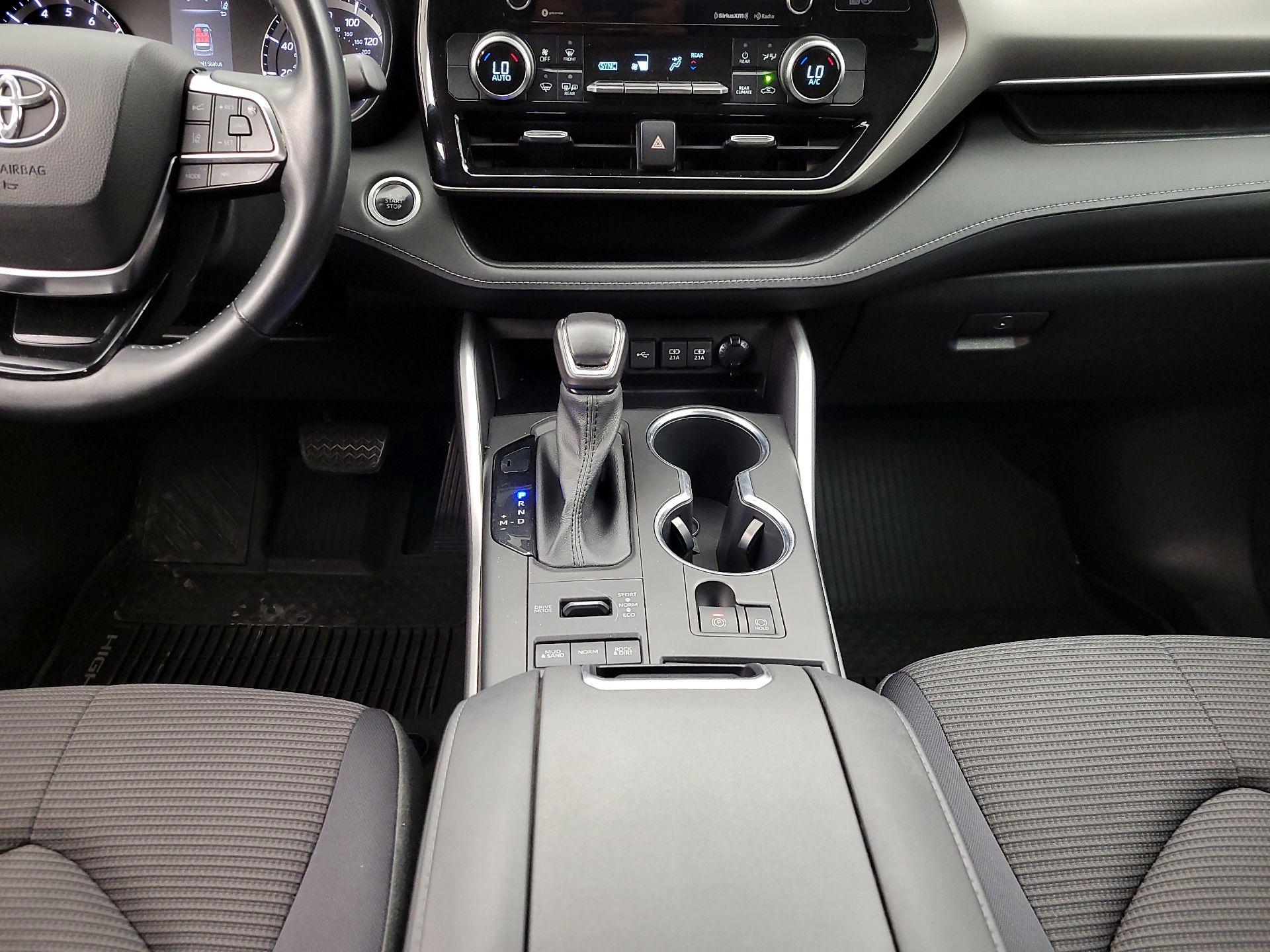 Thumbnail: 2020 Toyota Highlander - 17