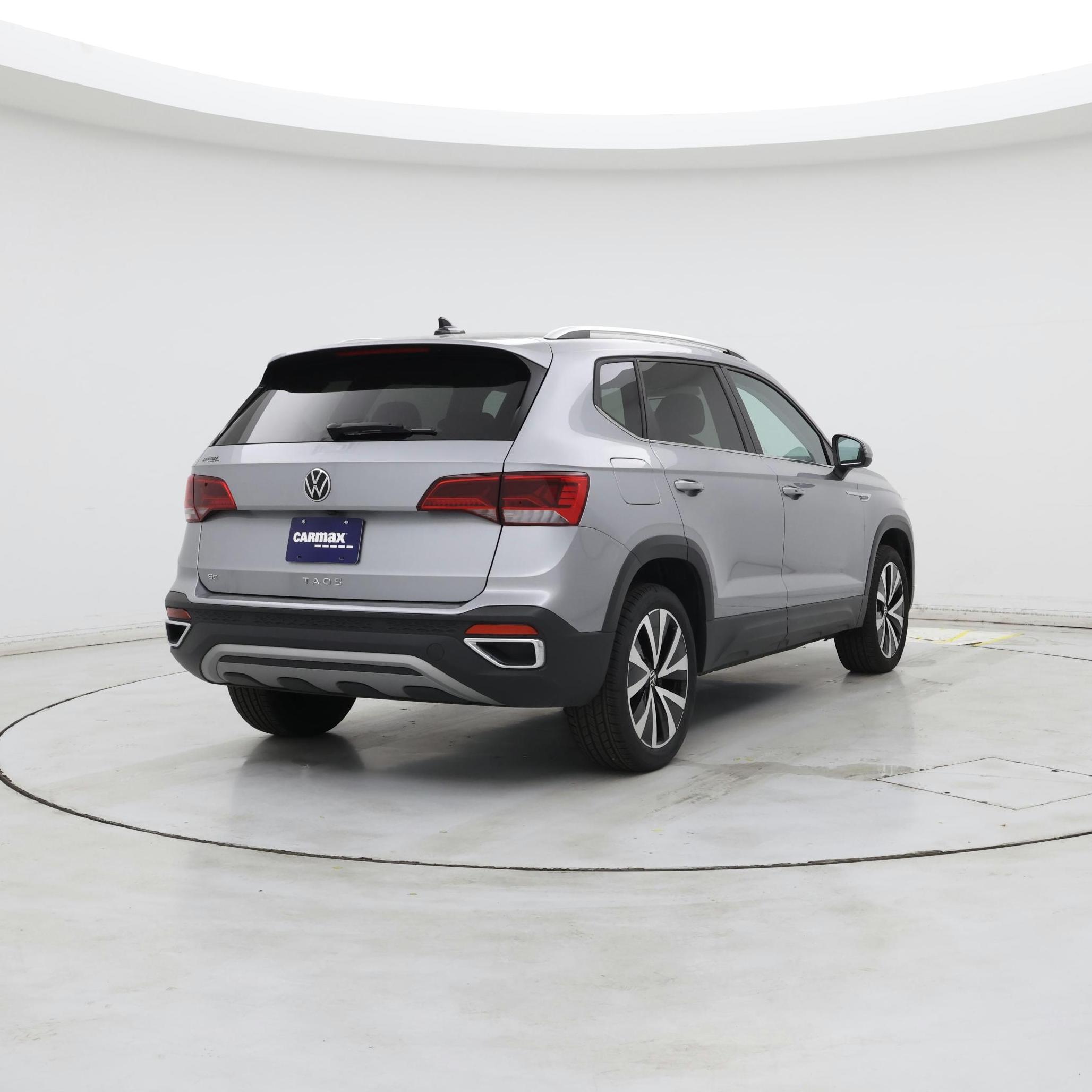 Thumbnail: 2022 Volkswagen Taos - 8