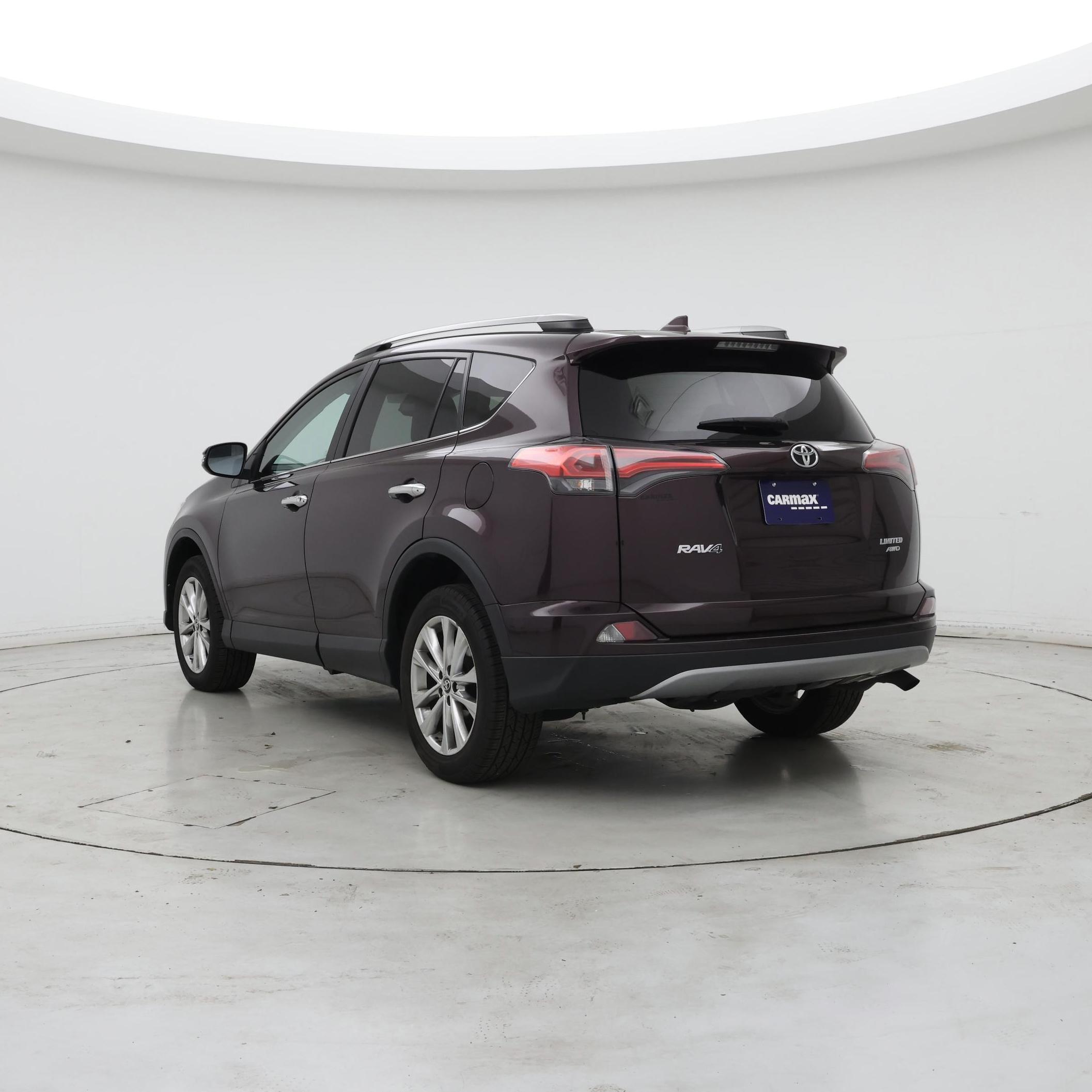 Thumbnail: 2018 Toyota RAV4 - 2
