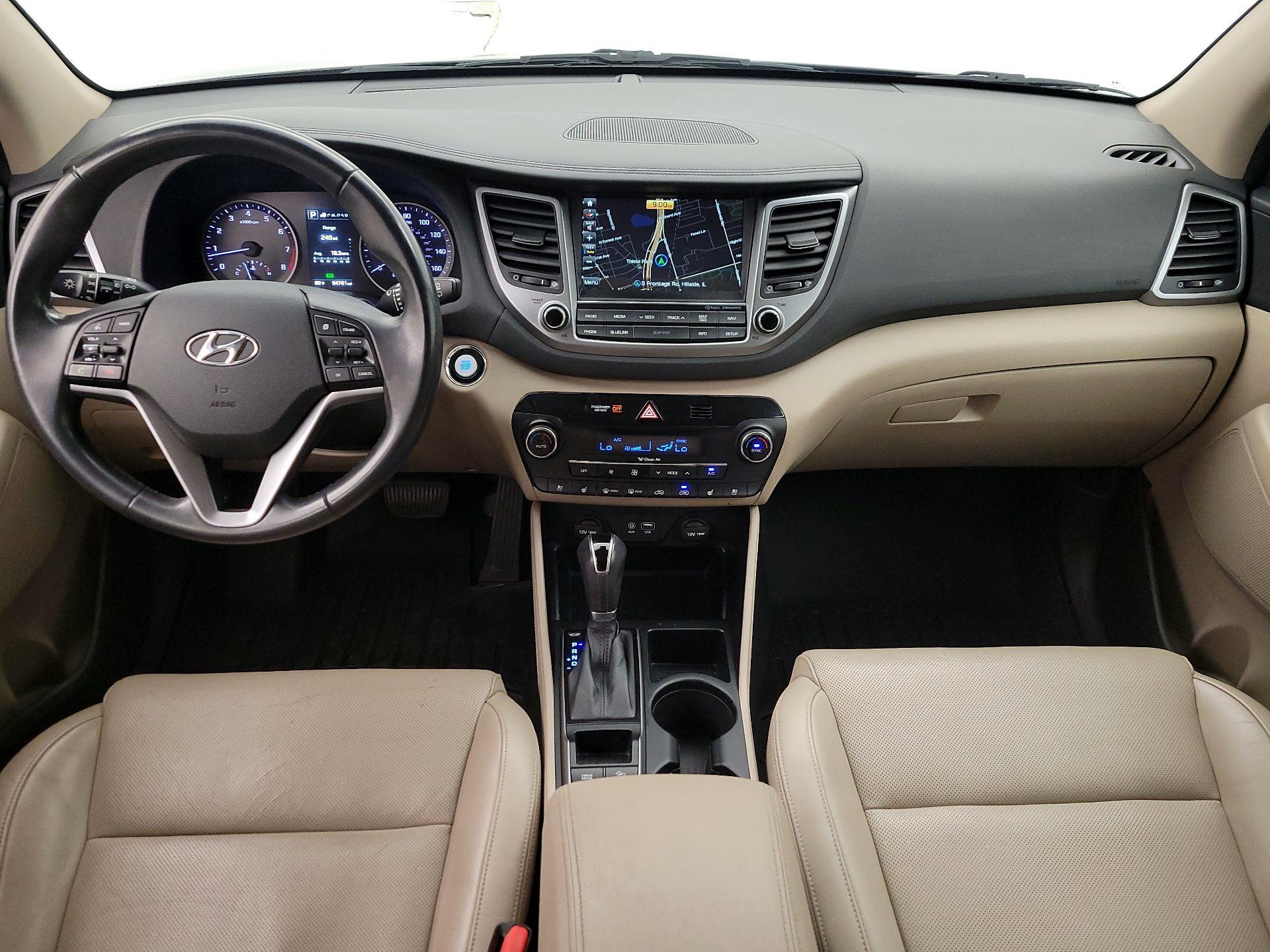 Thumbnail: 2016 Hyundai Tucson - 9