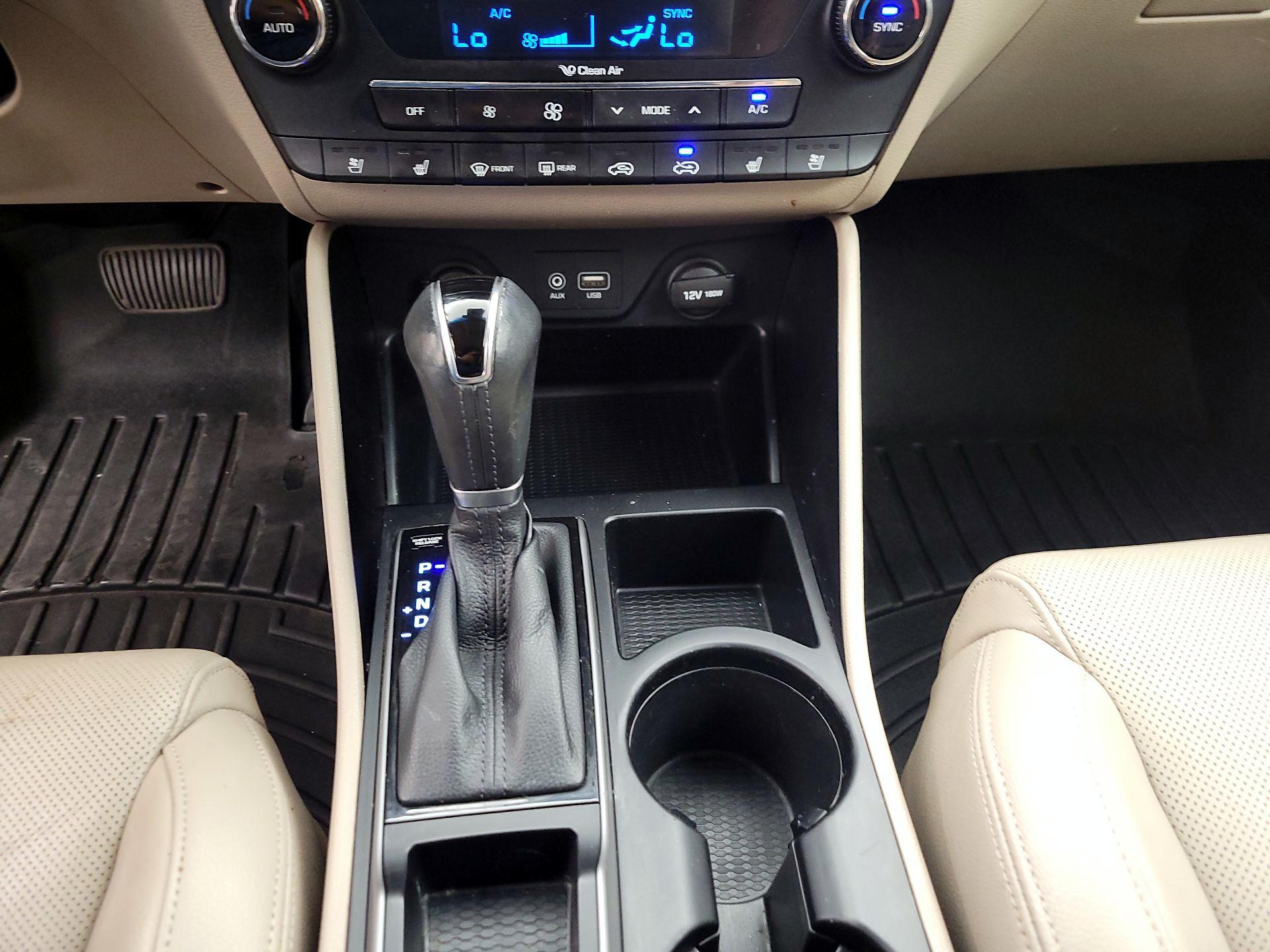 Thumbnail: 2016 Hyundai Tucson - 18