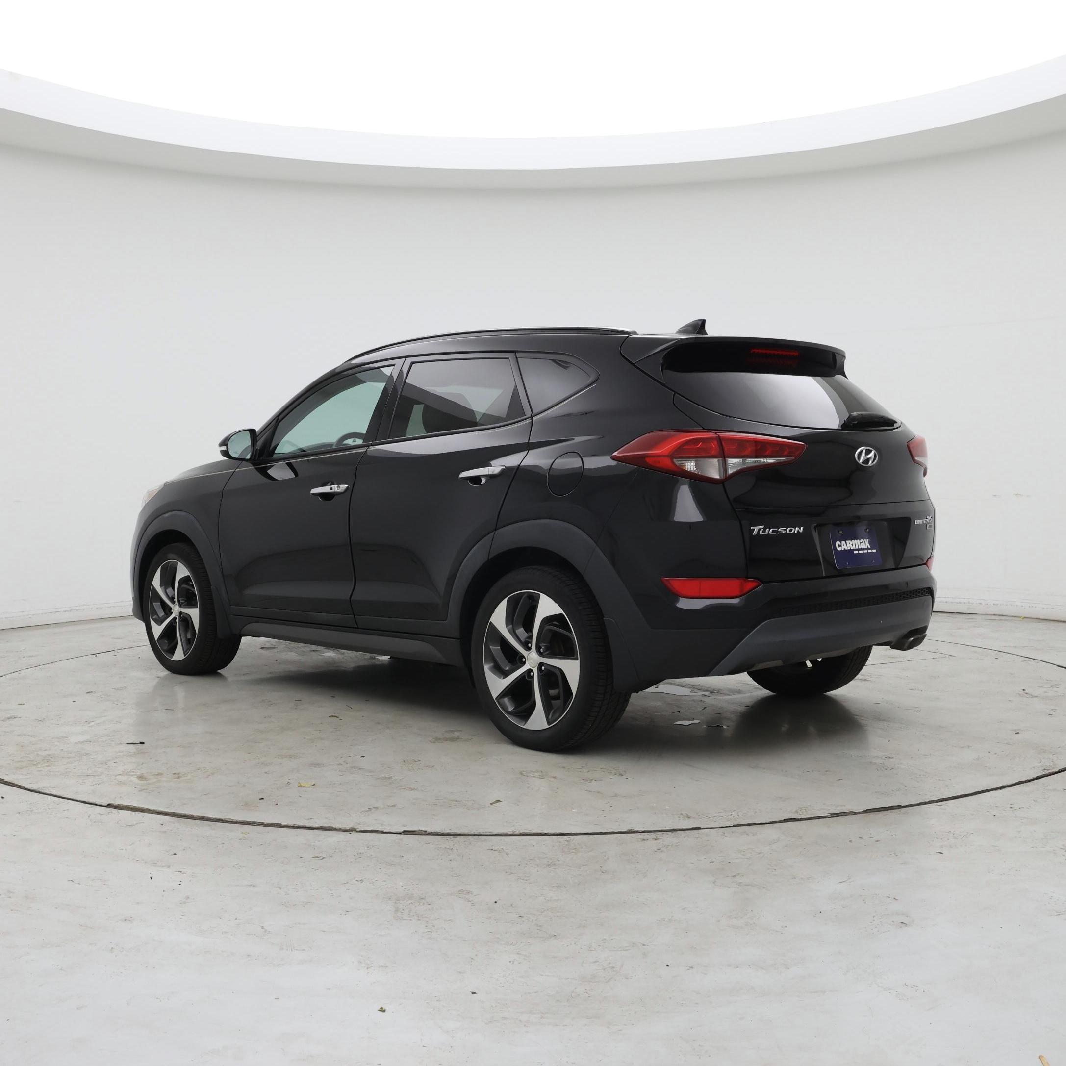 Thumbnail: 2016 Hyundai Tucson - 2