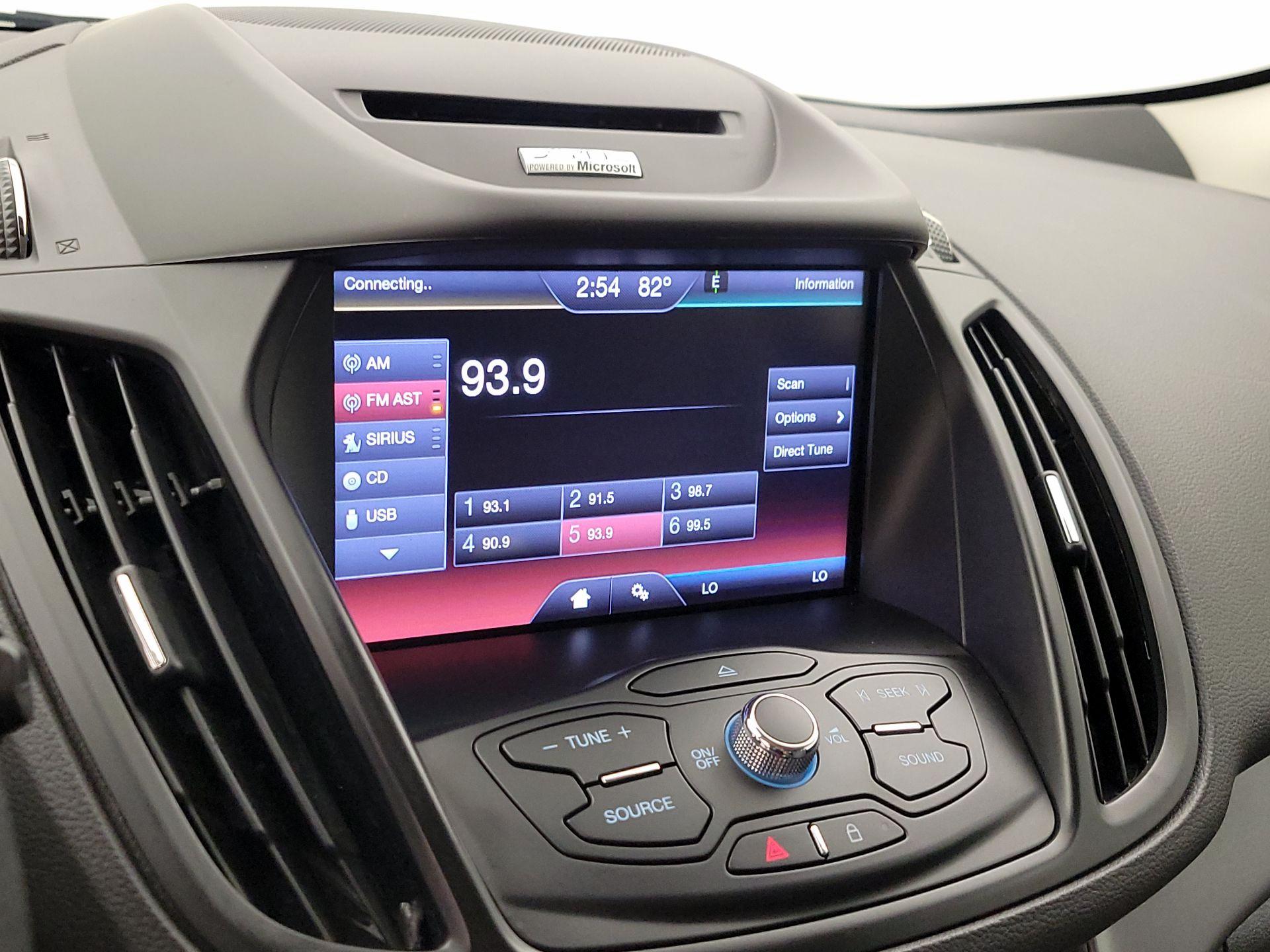 Thumbnail: 2013 Ford Escape - 14