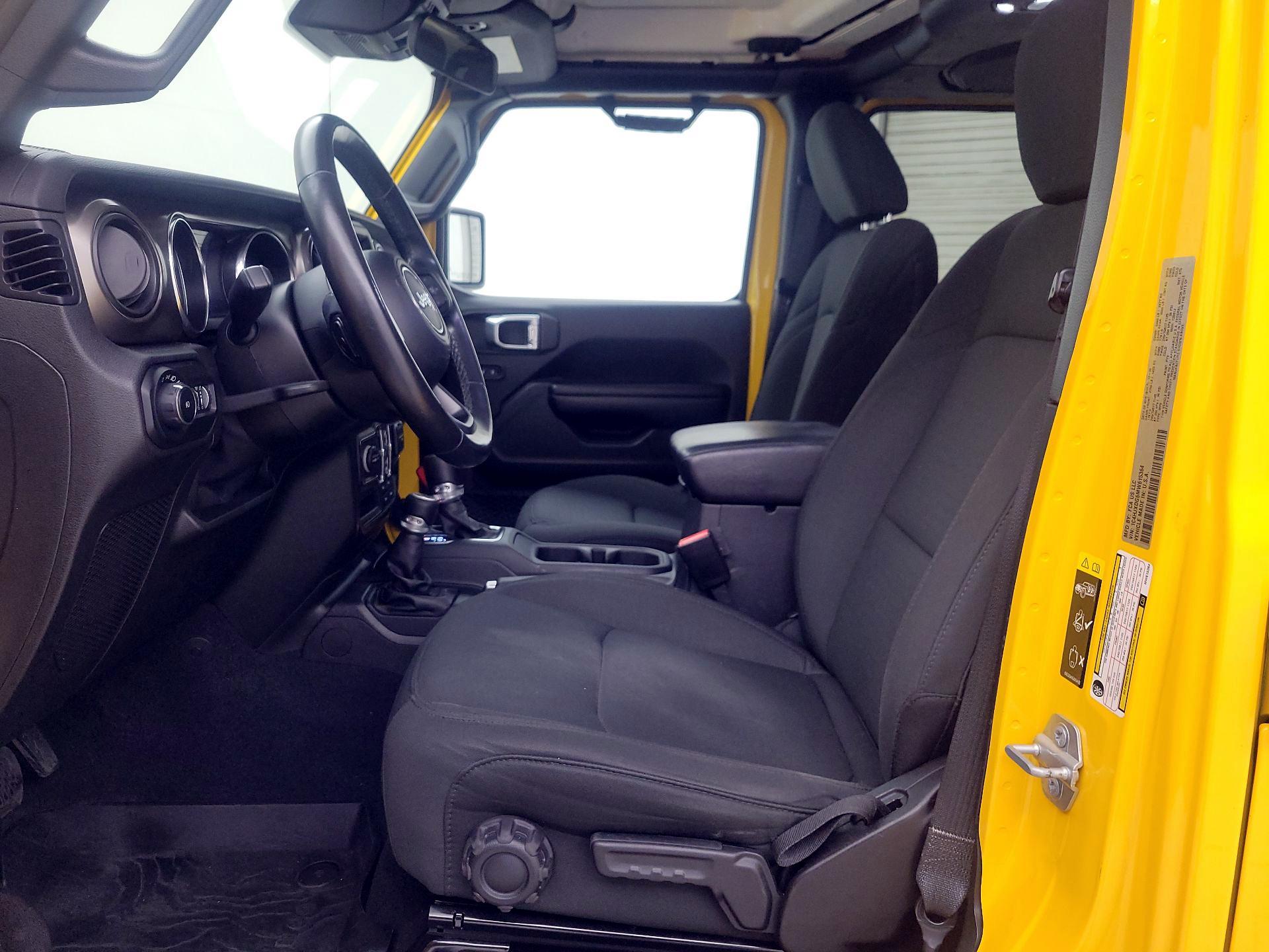 Thumbnail: 2021 Jeep Wrangler - 11