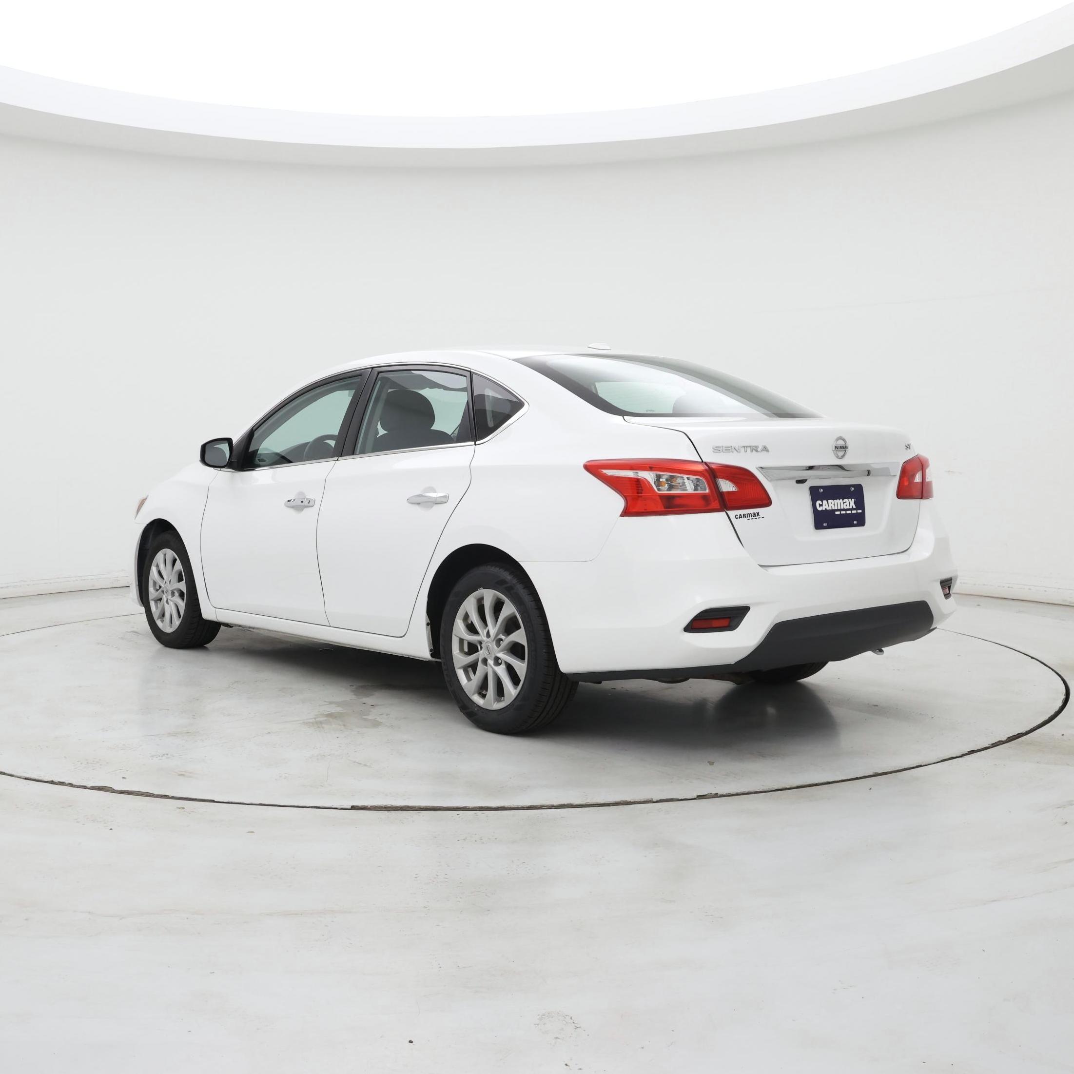Thumbnail: 2019 Nissan Sentra - 2