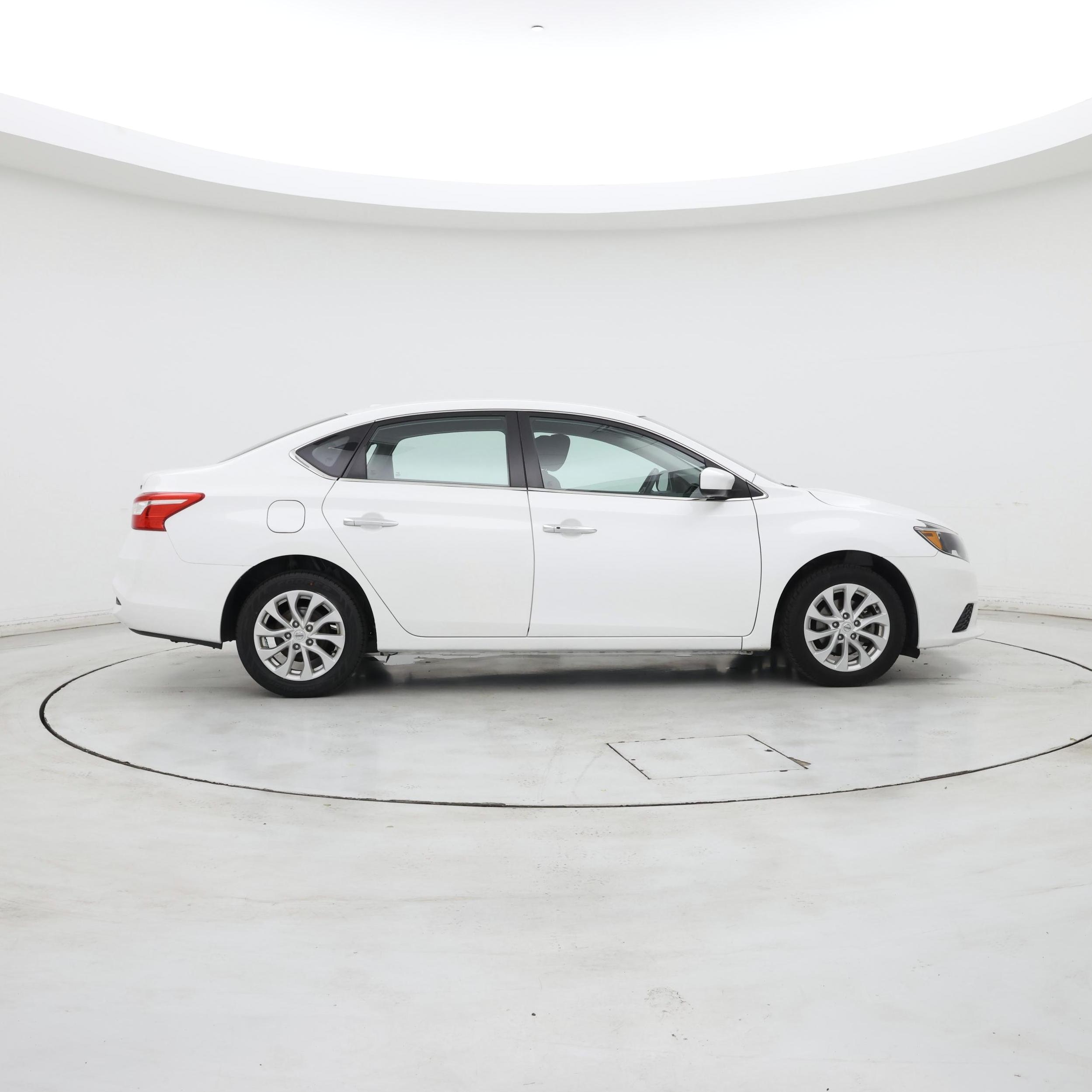 Thumbnail: 2019 Nissan Sentra - 7