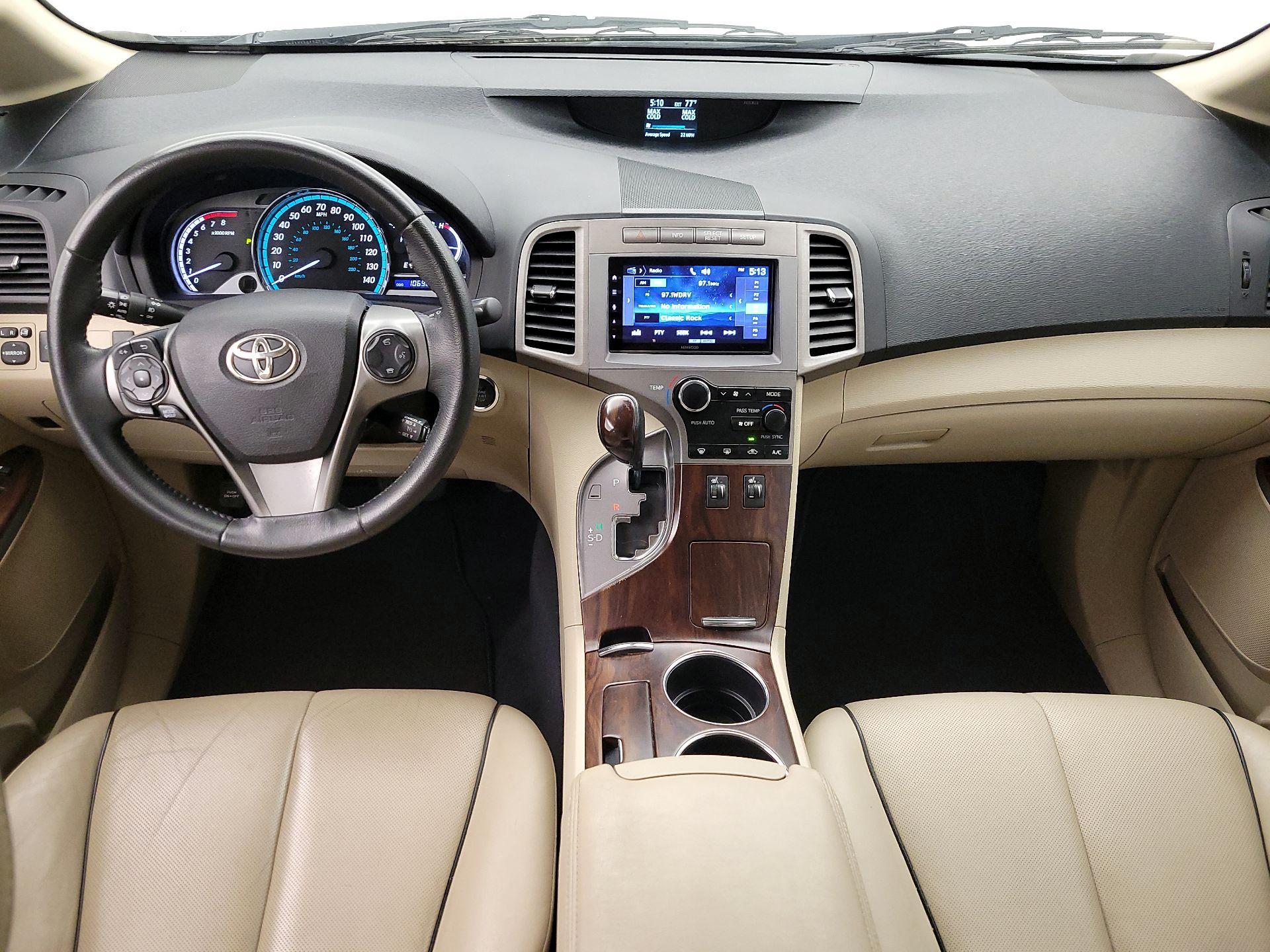 Thumbnail: 2015 Toyota Venza - 9