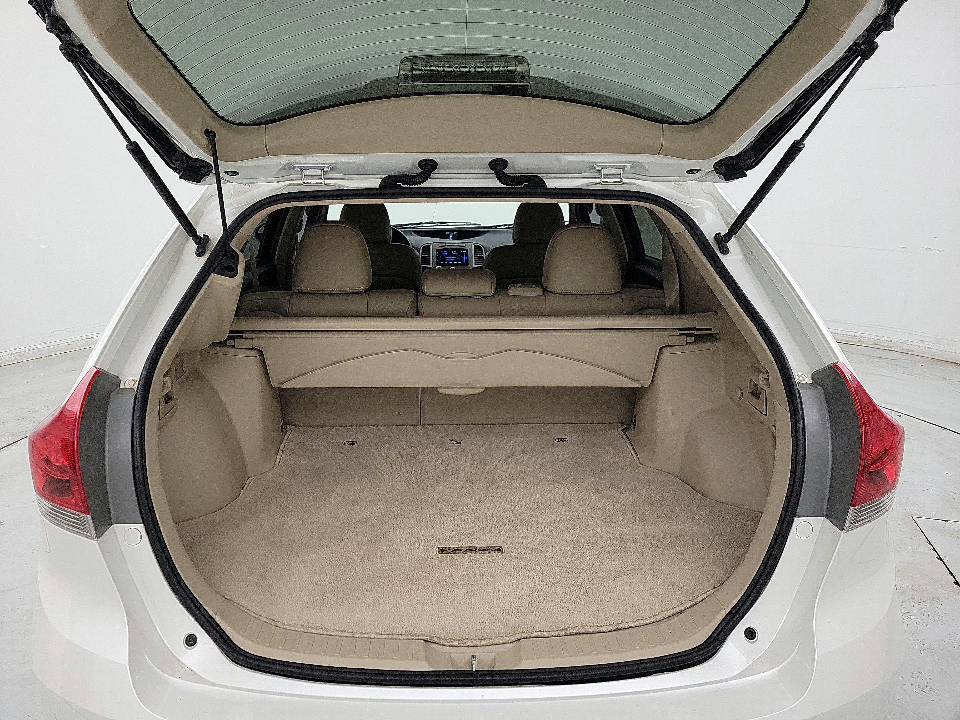 Thumbnail: 2015 Toyota Venza - 20
