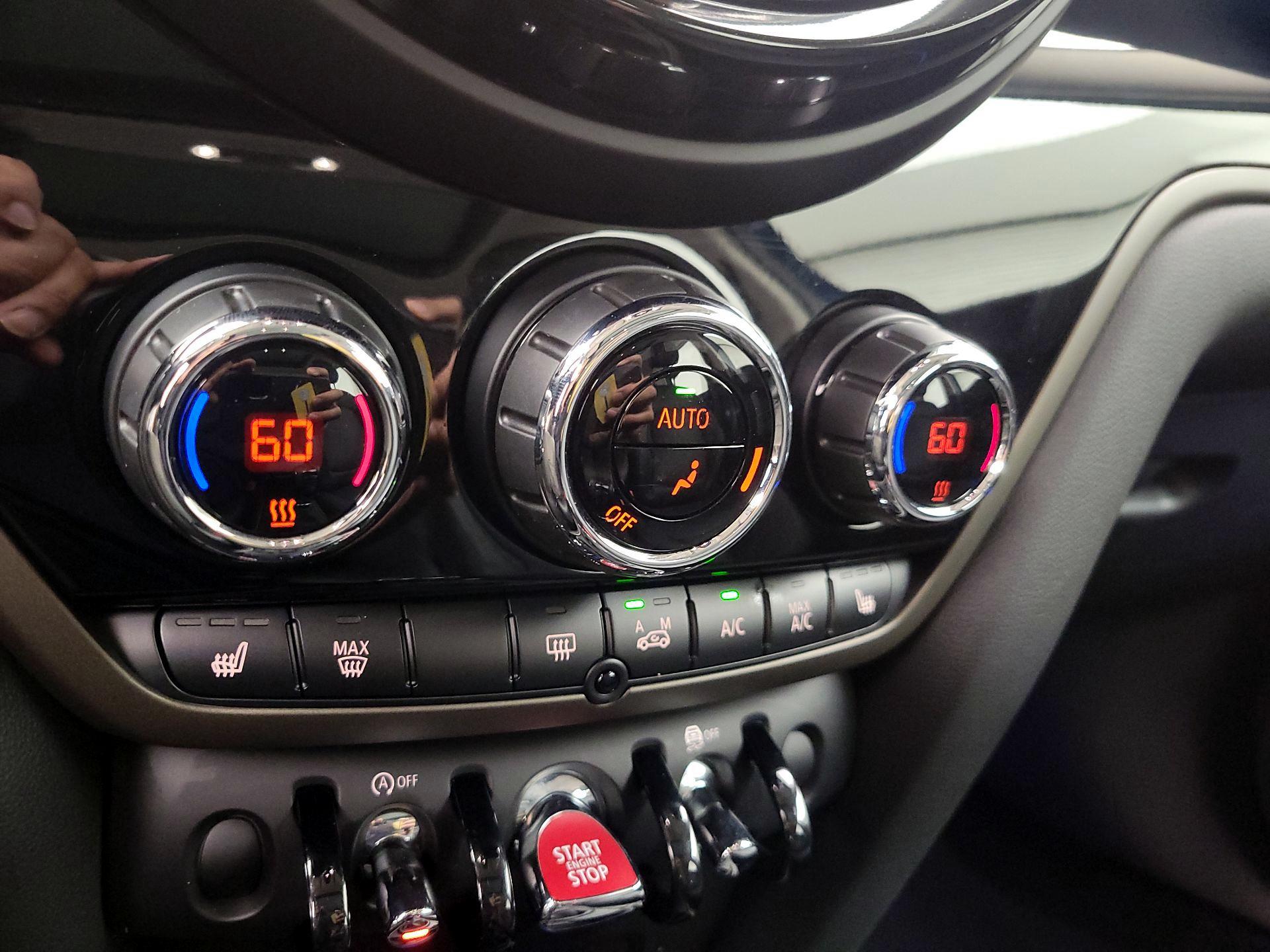 Thumbnail: 2019 MINI Cooper Countryman - 16