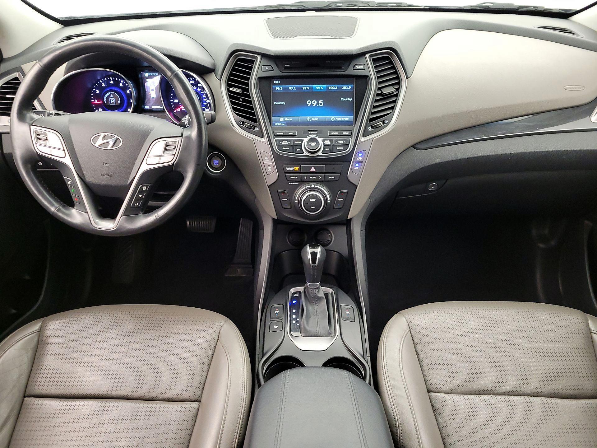 Thumbnail: 2015 Hyundai Santa Fe - 9
