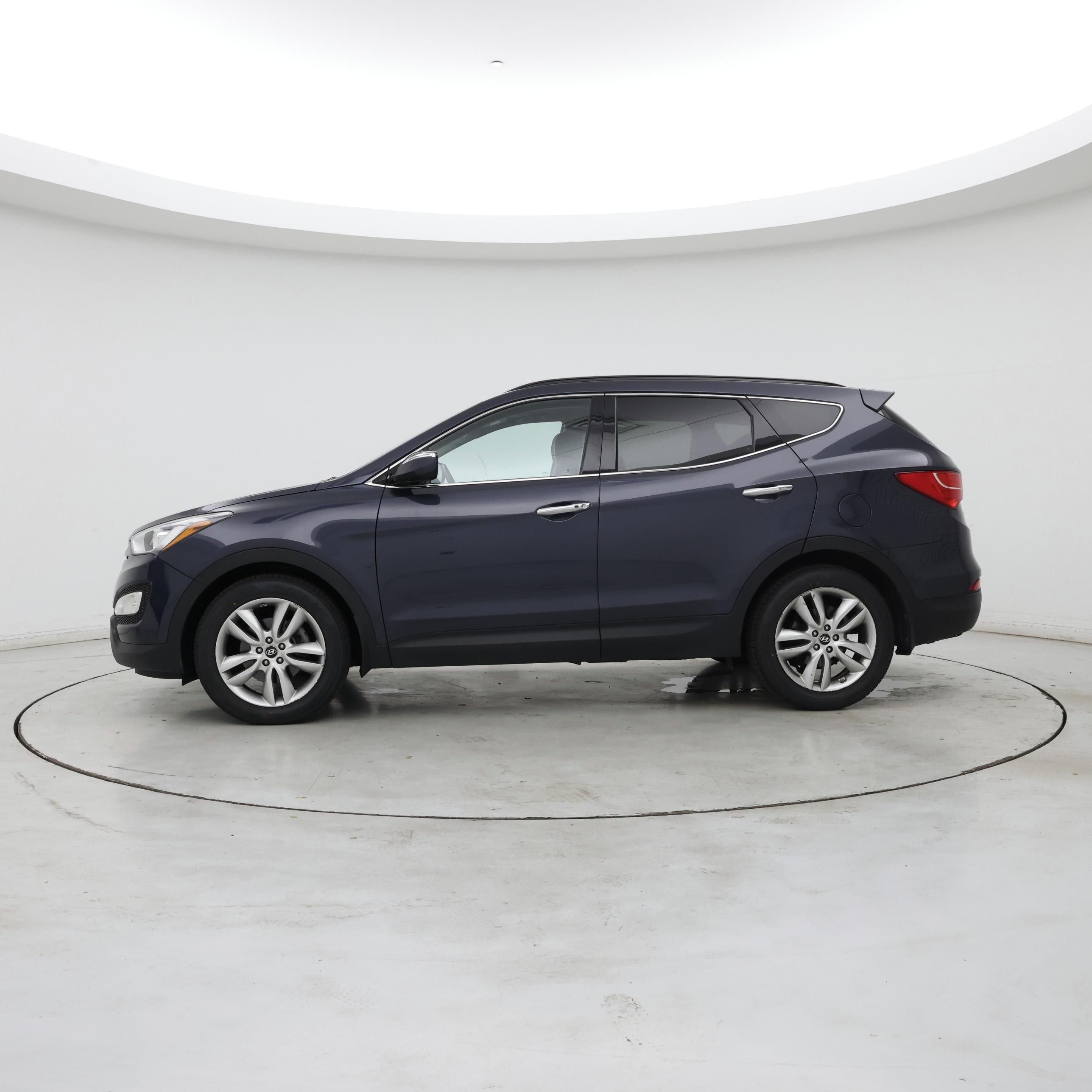 Thumbnail: 2015 Hyundai Santa Fe - 3