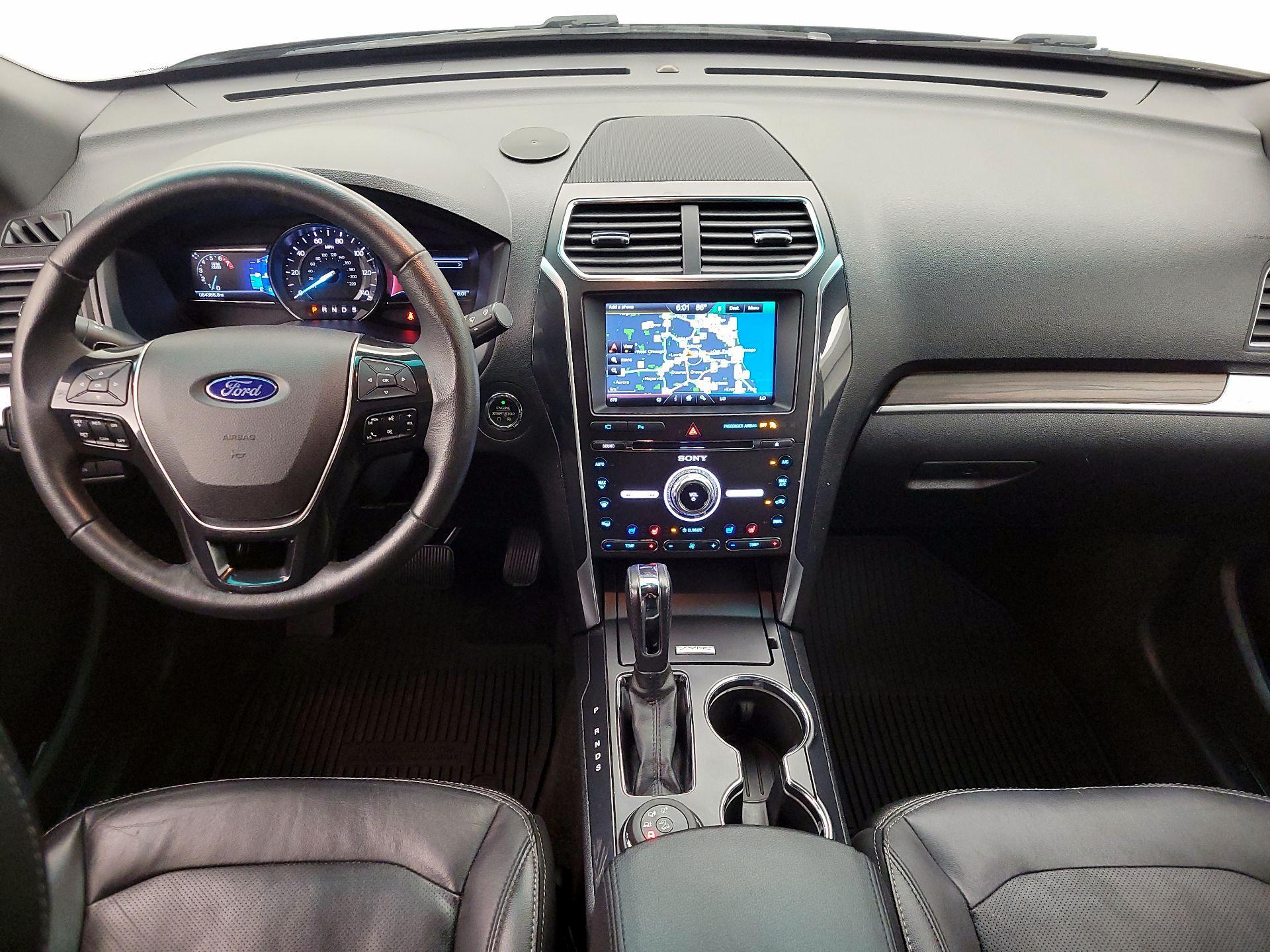 Thumbnail: 2016 Ford Explorer - 9