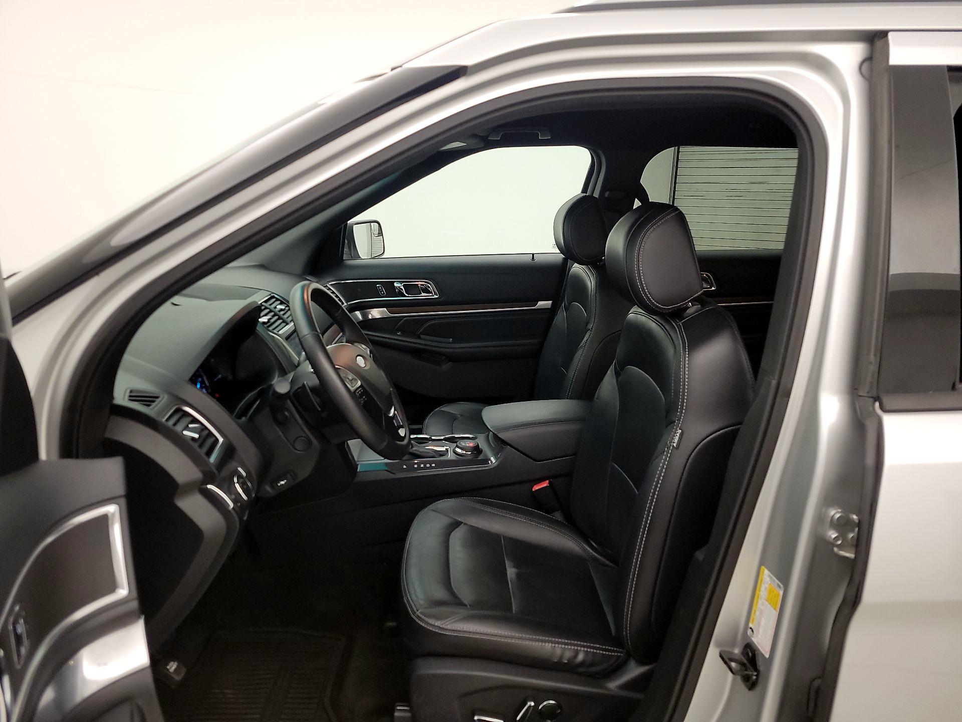 Thumbnail: 2016 Ford Explorer - 11