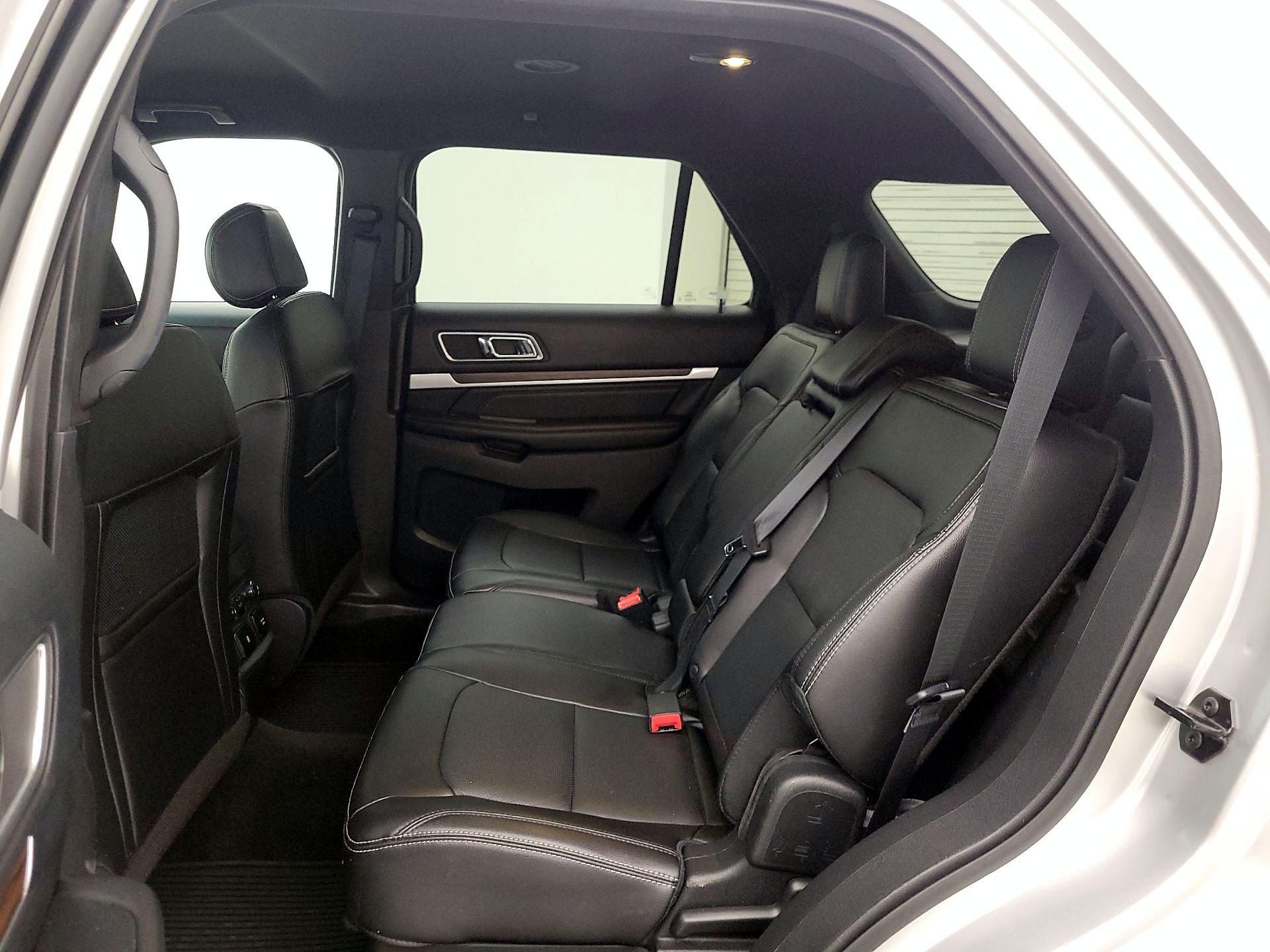 Thumbnail: 2016 Ford Explorer - 20