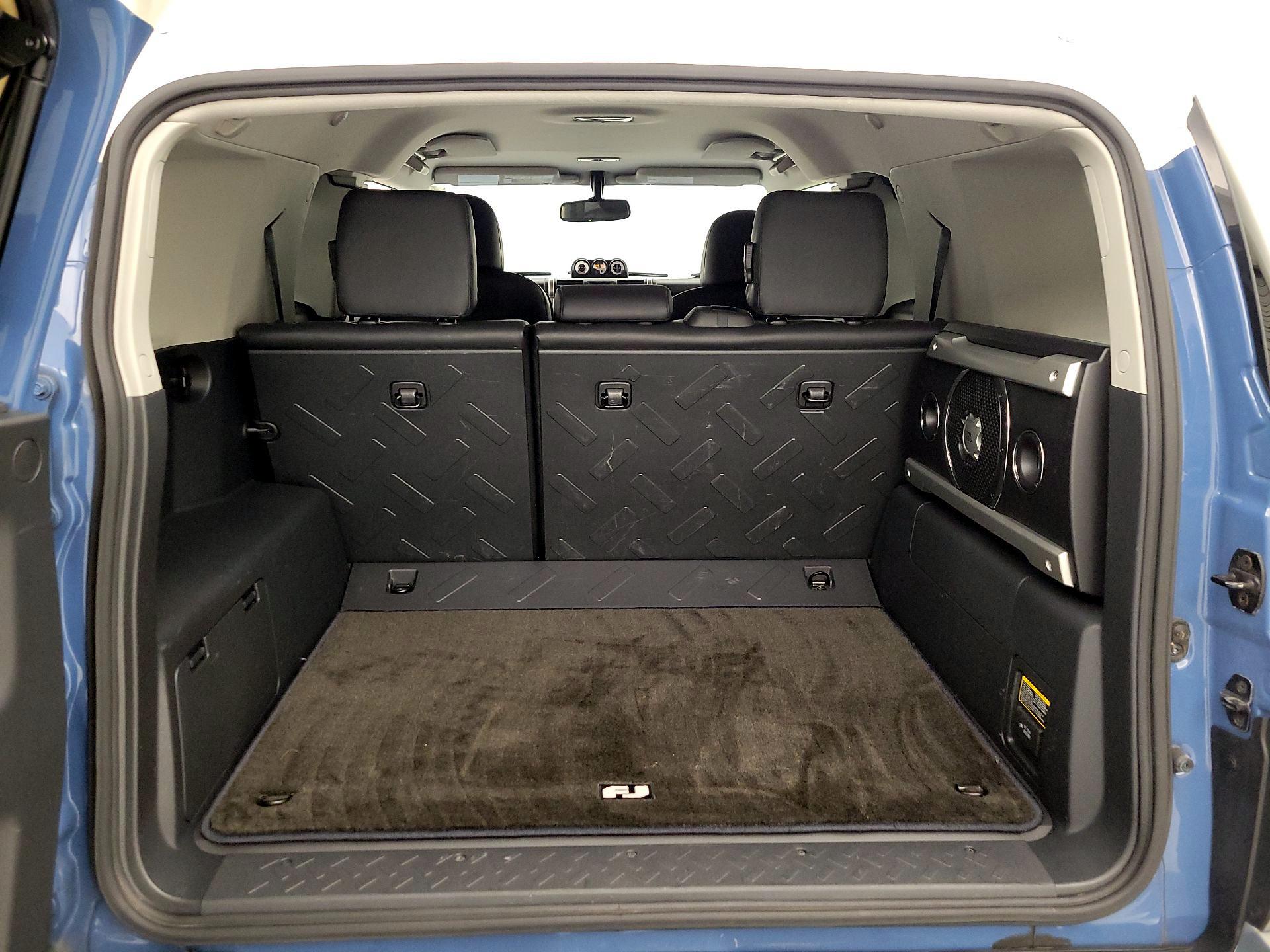 Thumbnail: 2013 Toyota FJ Cruiser - 20