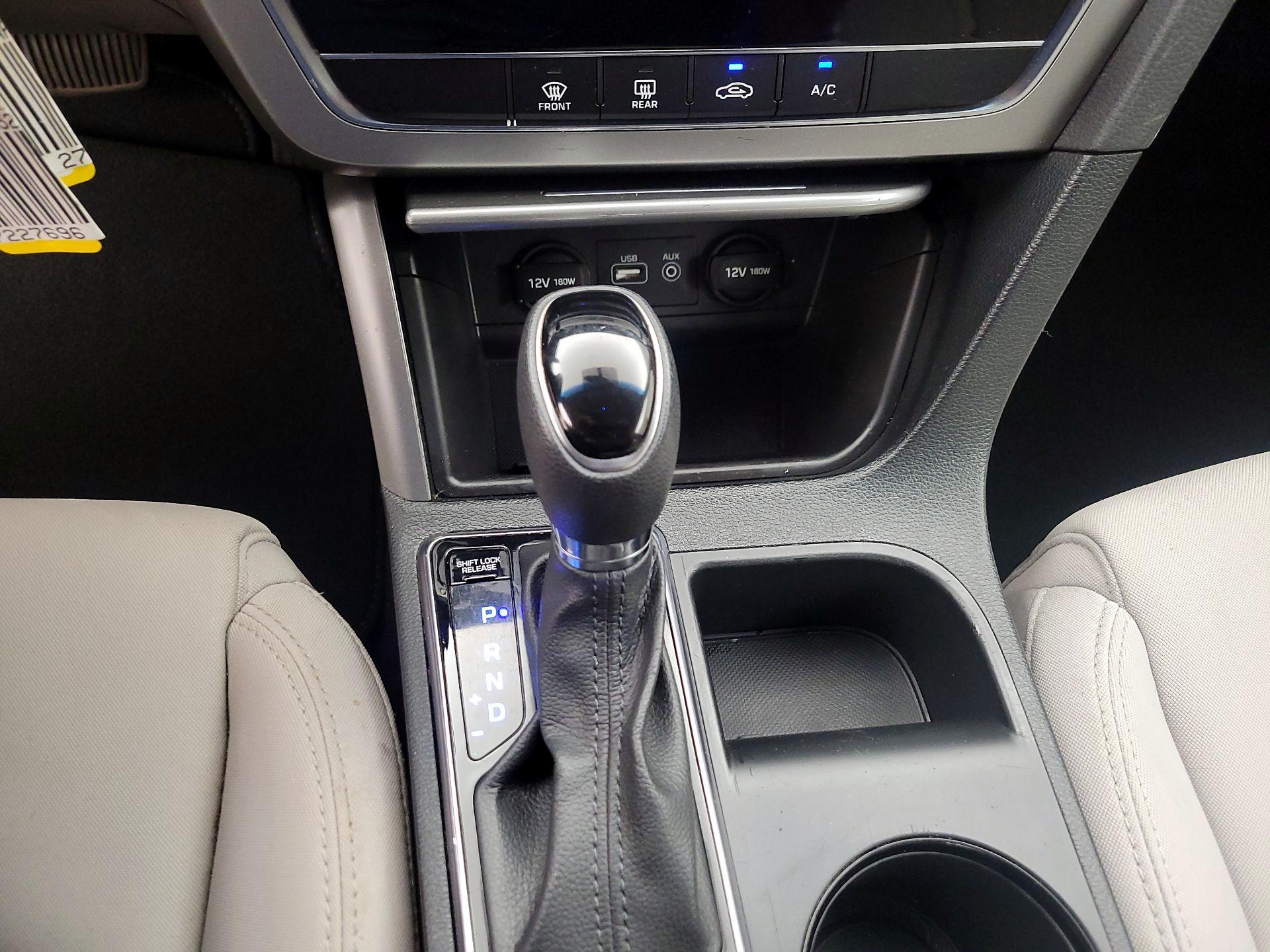 Thumbnail: 2017 Hyundai Sonata - 17