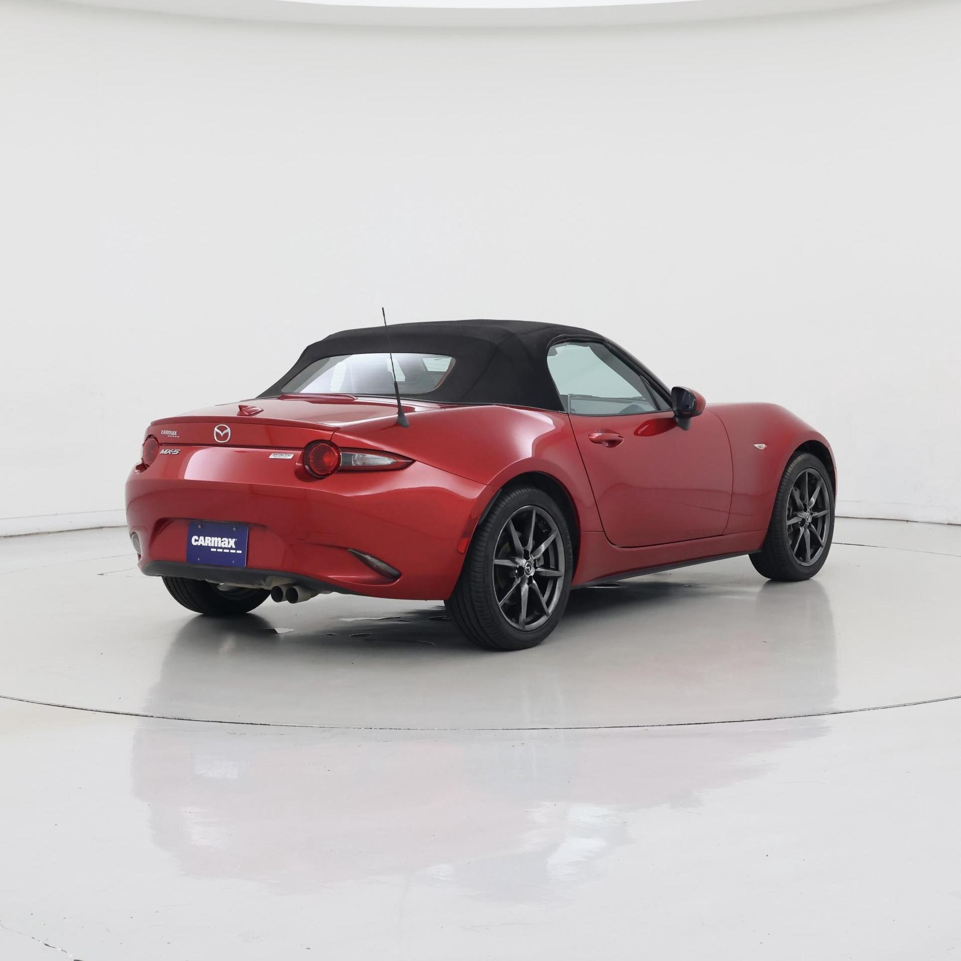 Thumbnail: 2016 Mazda MX-5 Miata - 8
