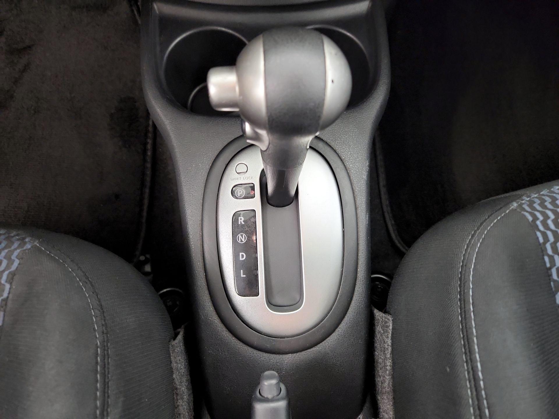 Thumbnail: 2016 Nissan Versa Note - 17