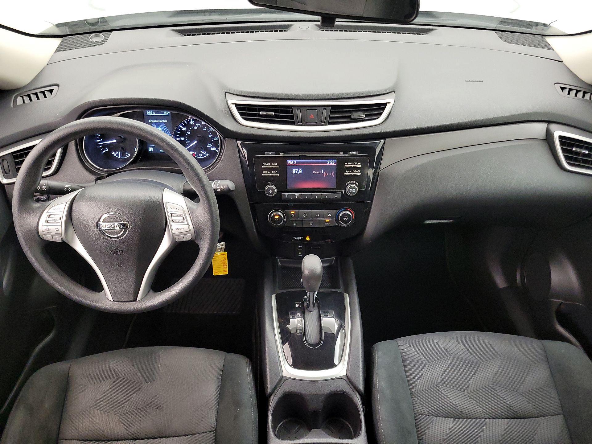 Thumbnail: 2016 Nissan Rogue - 9