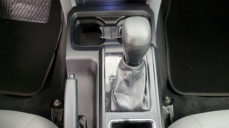 2017 Toyota Tacoma SR 17